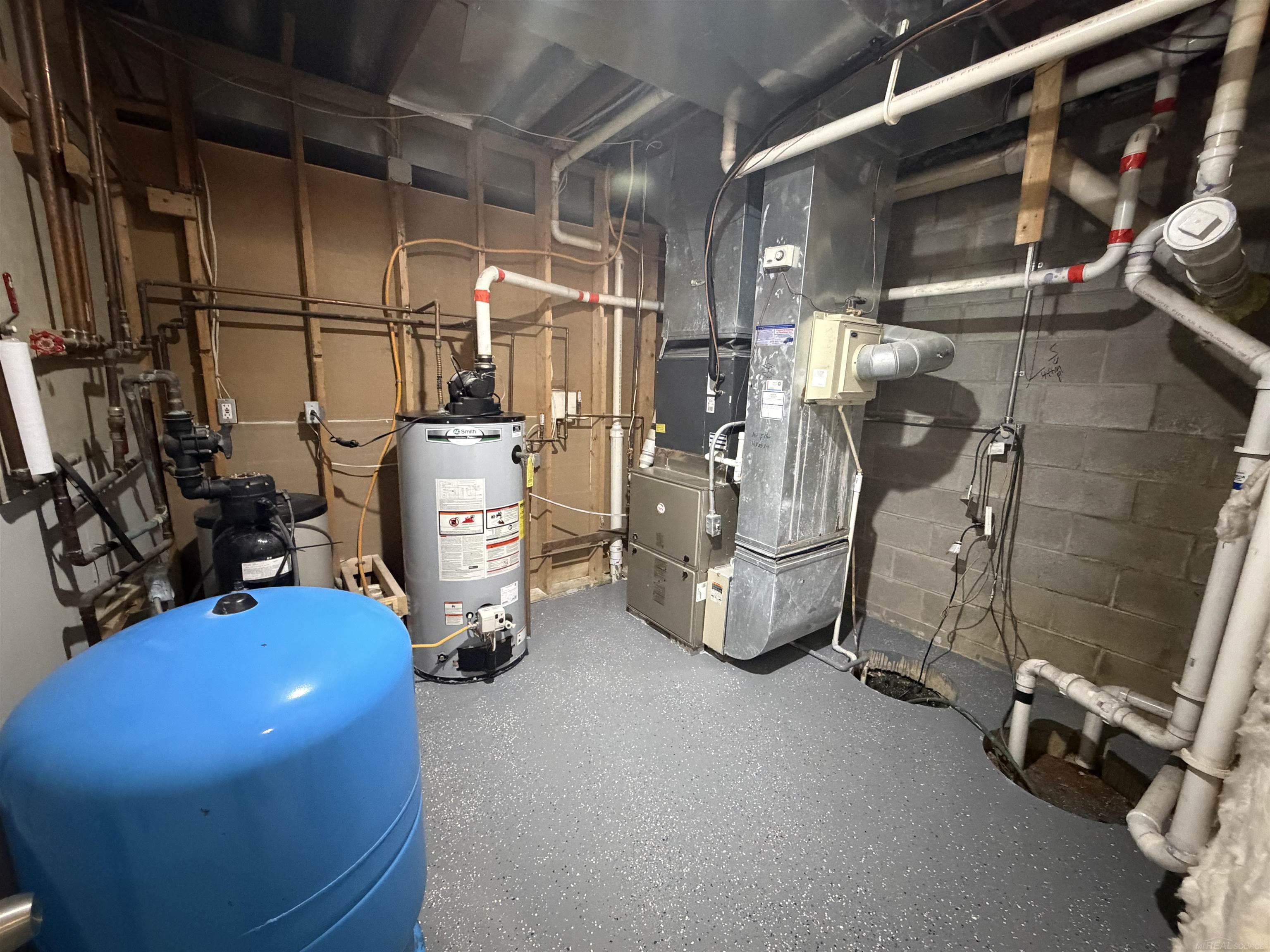 main property photo 48