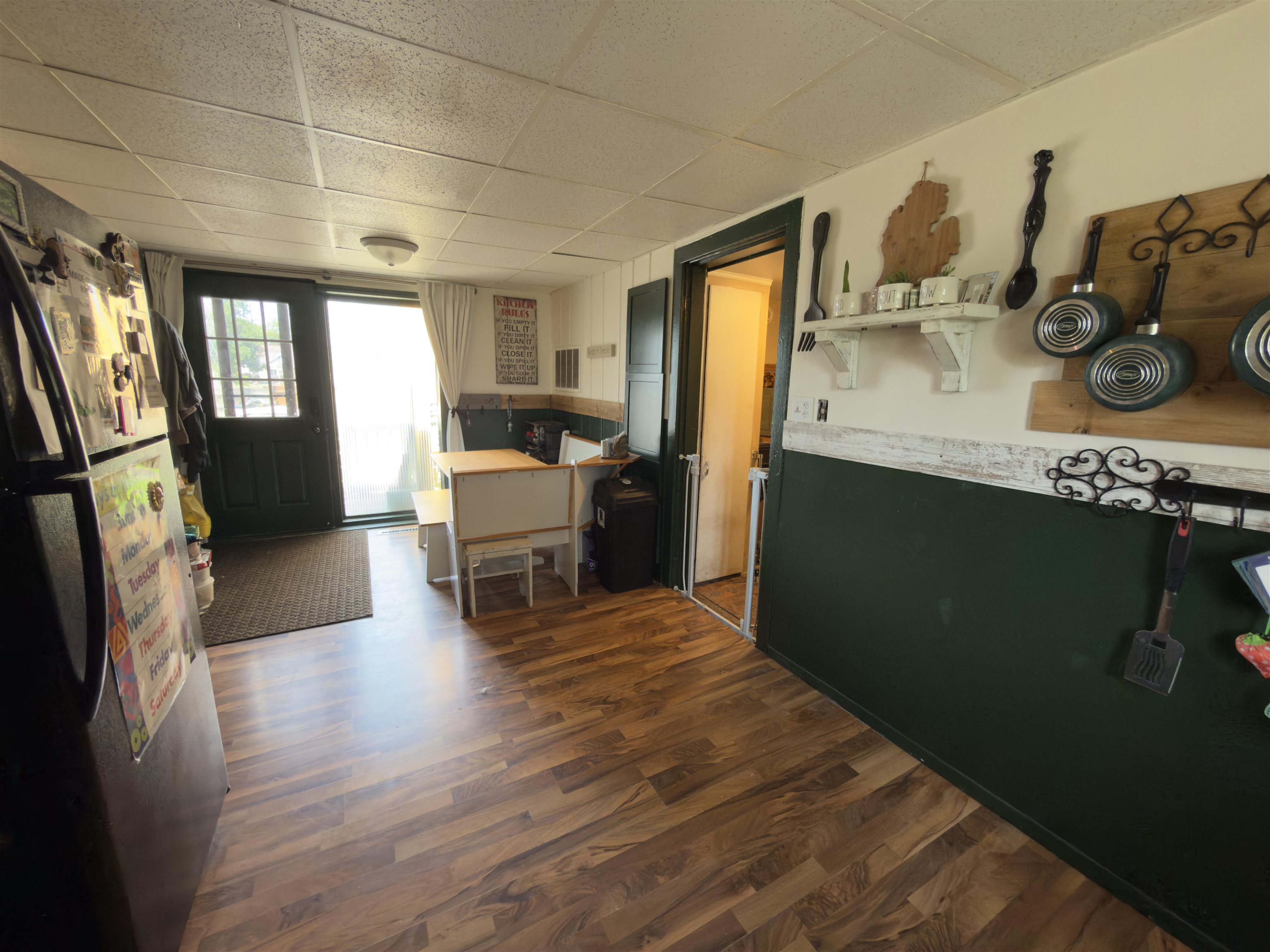 main property photo 8