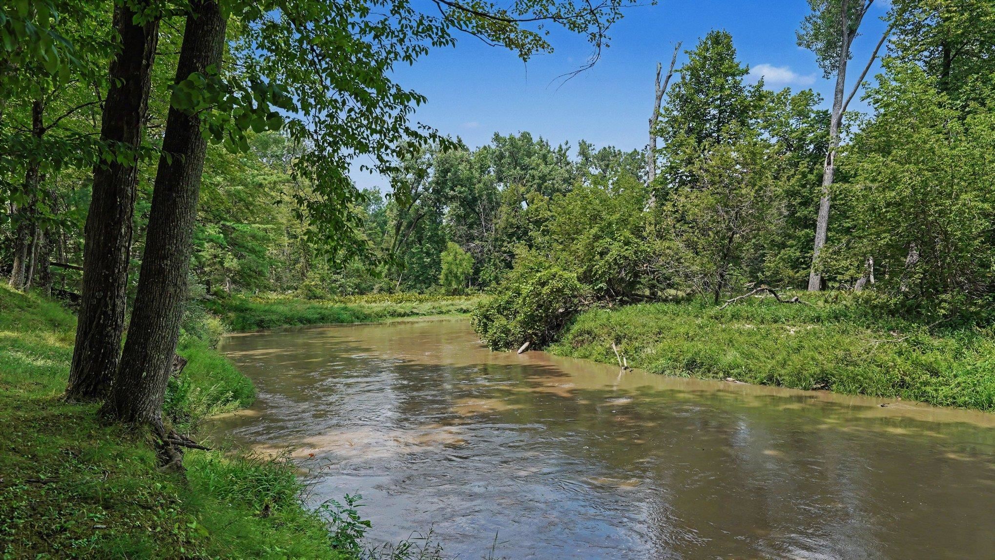 main property photo 43