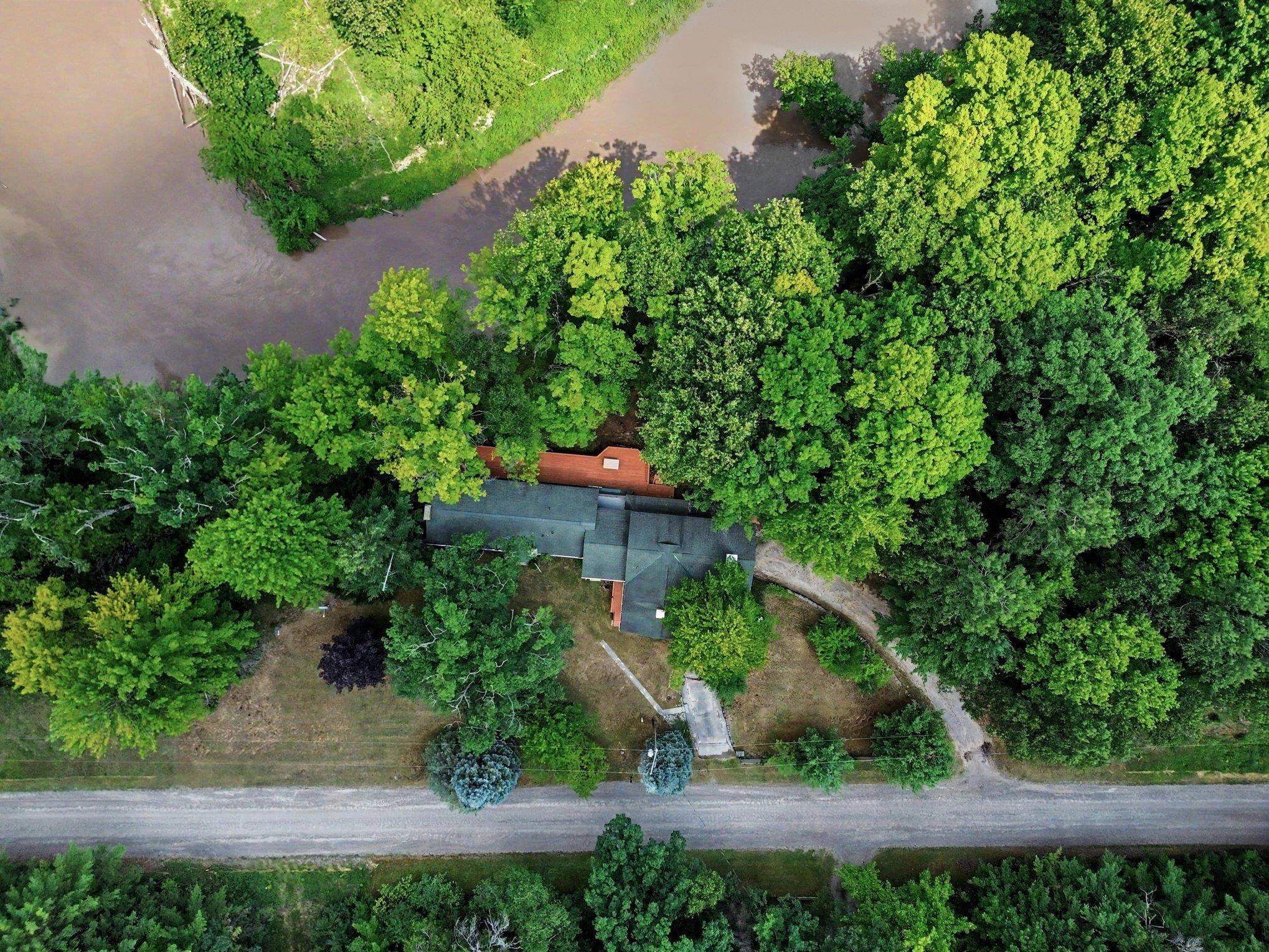 main property photo 45