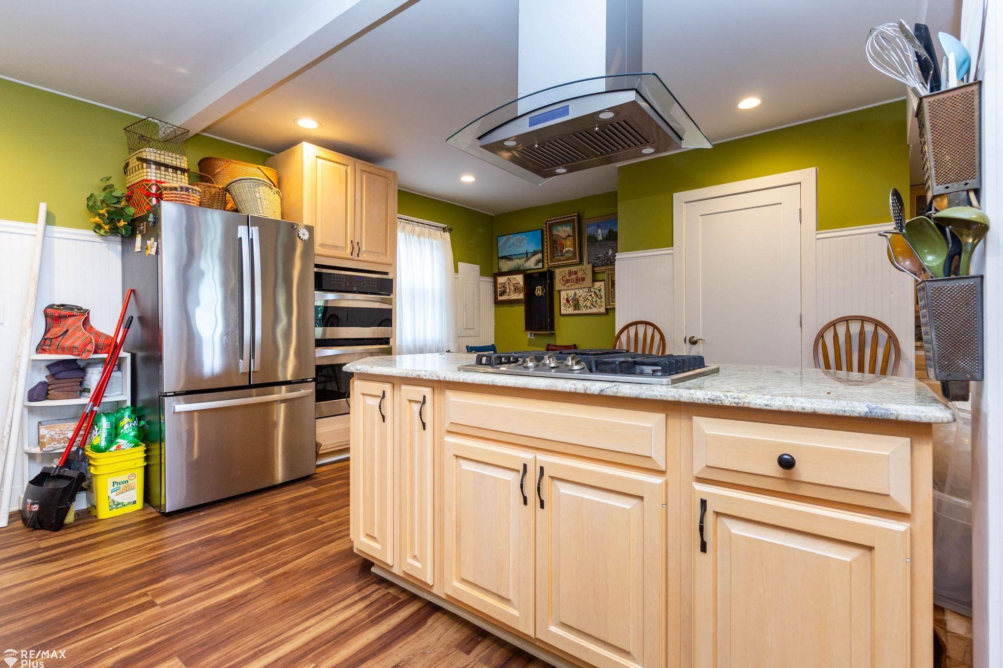 main property photo 16