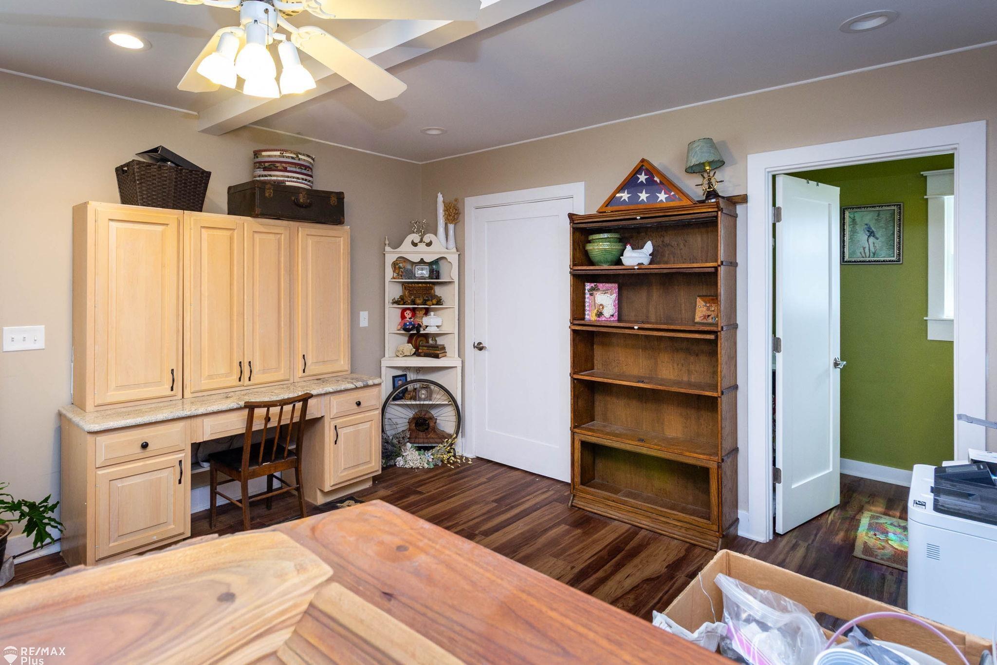 main property photo 18