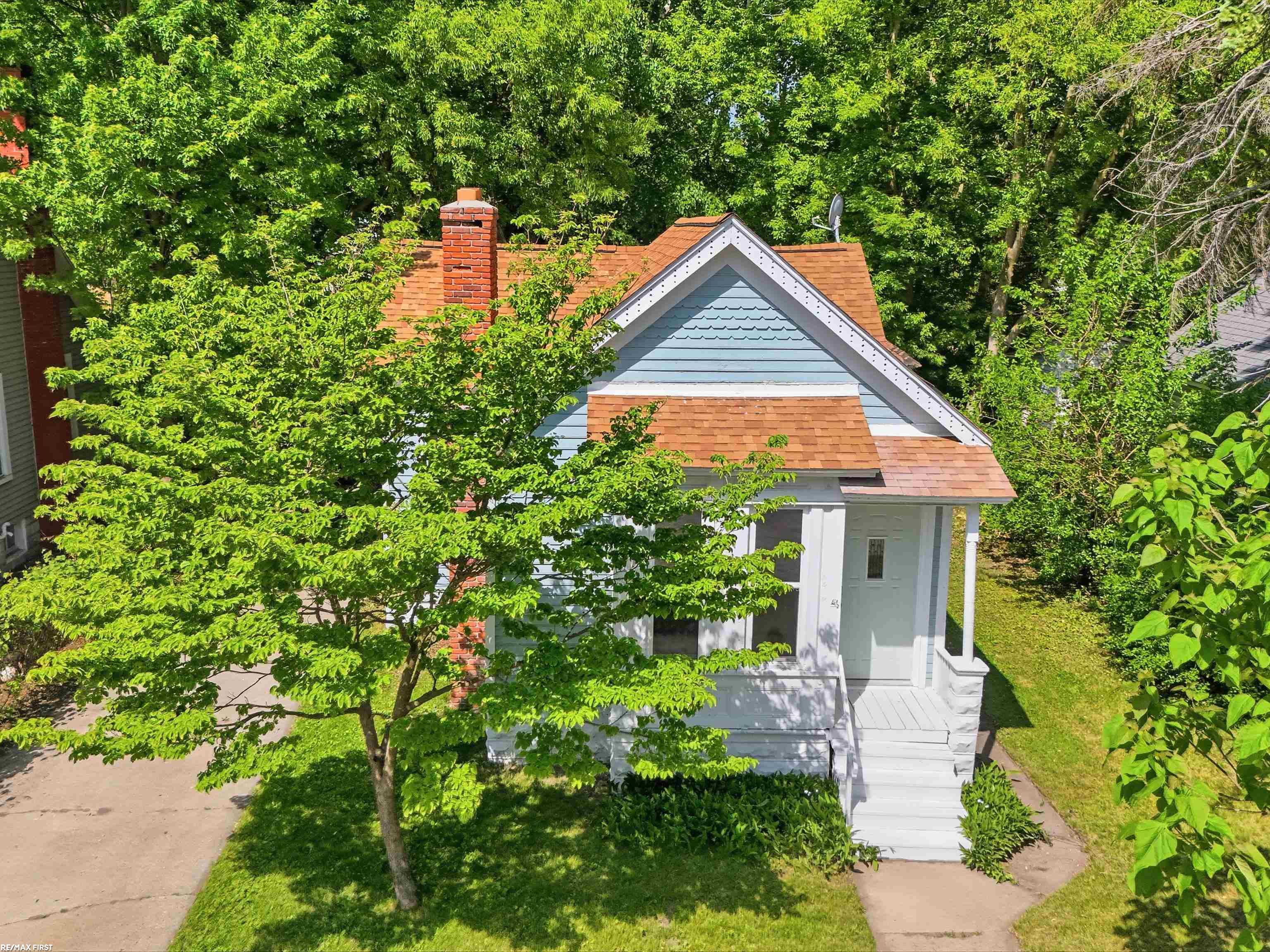 main property photo 1