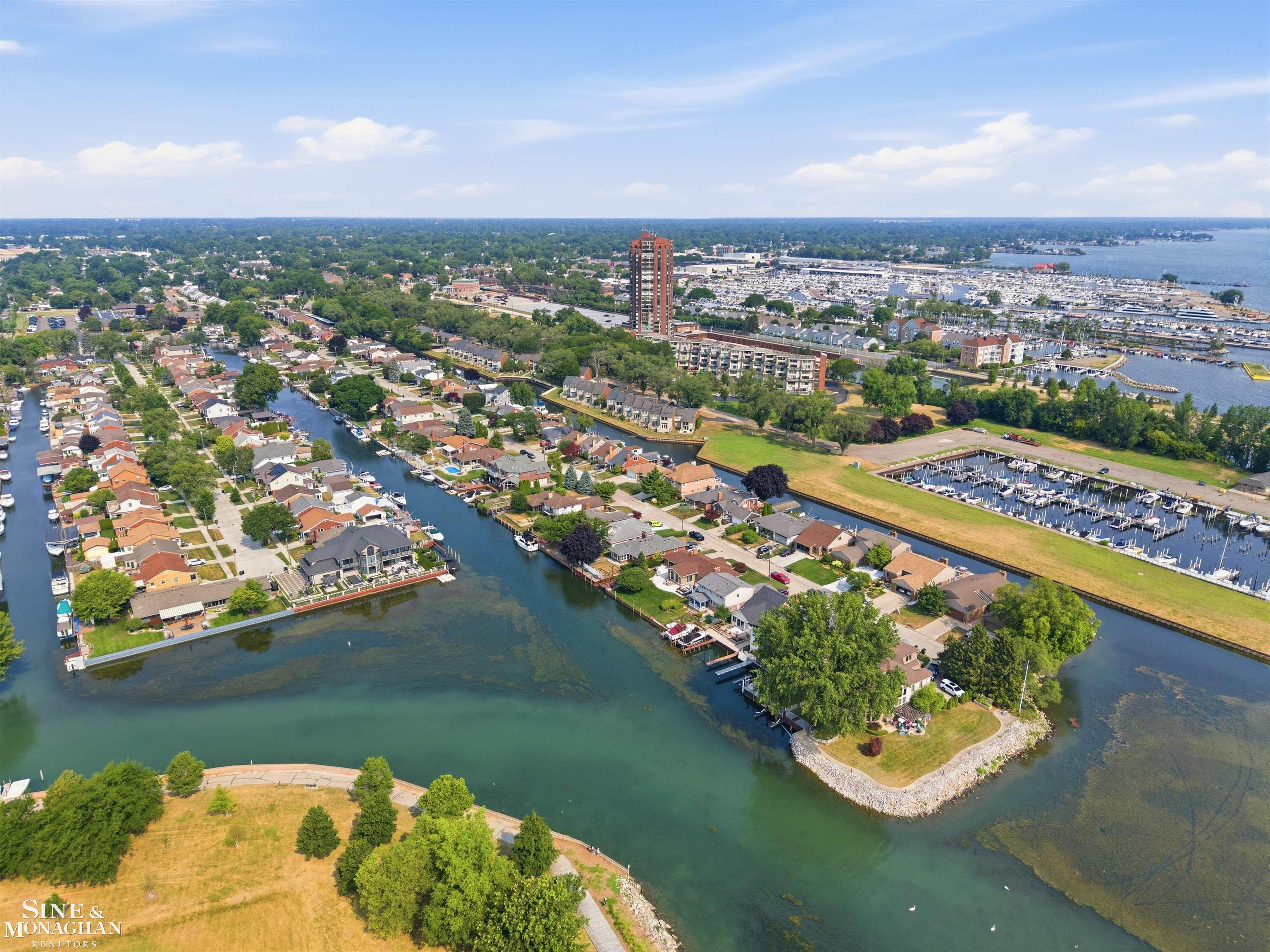 property viewer photo 30
