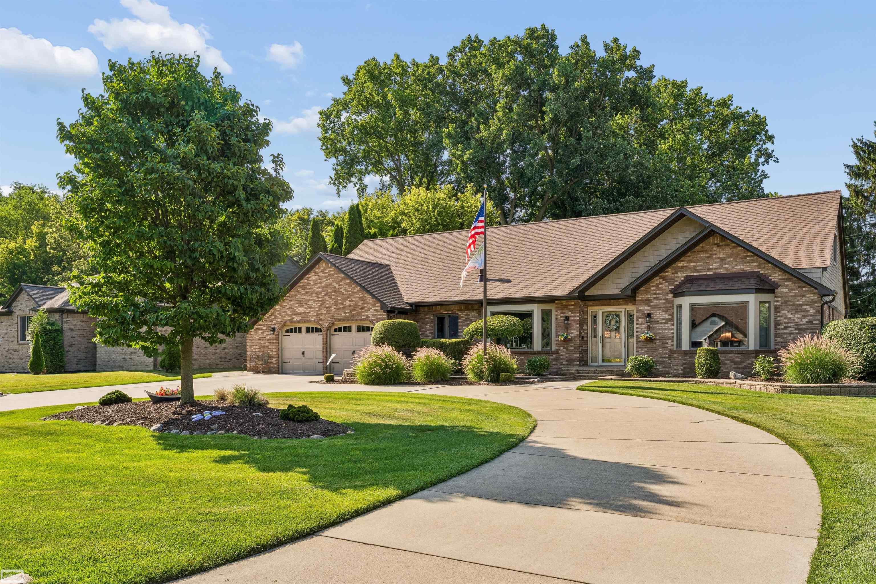property viewer photo 40