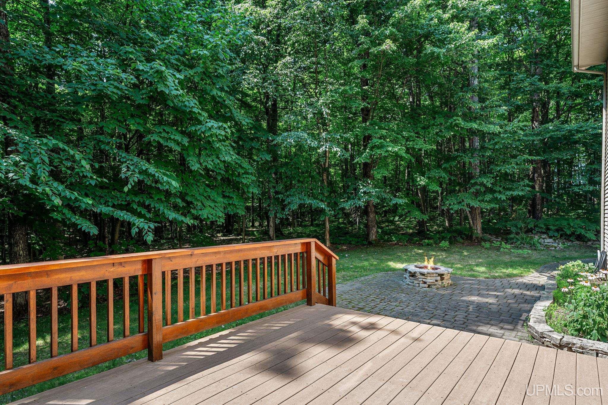 main property photo 50