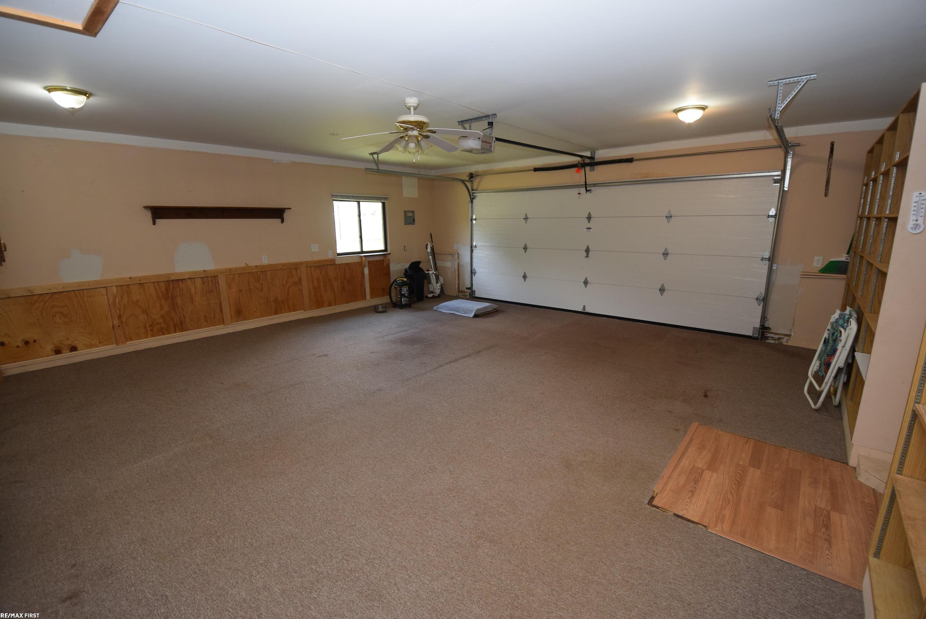main property photo 78