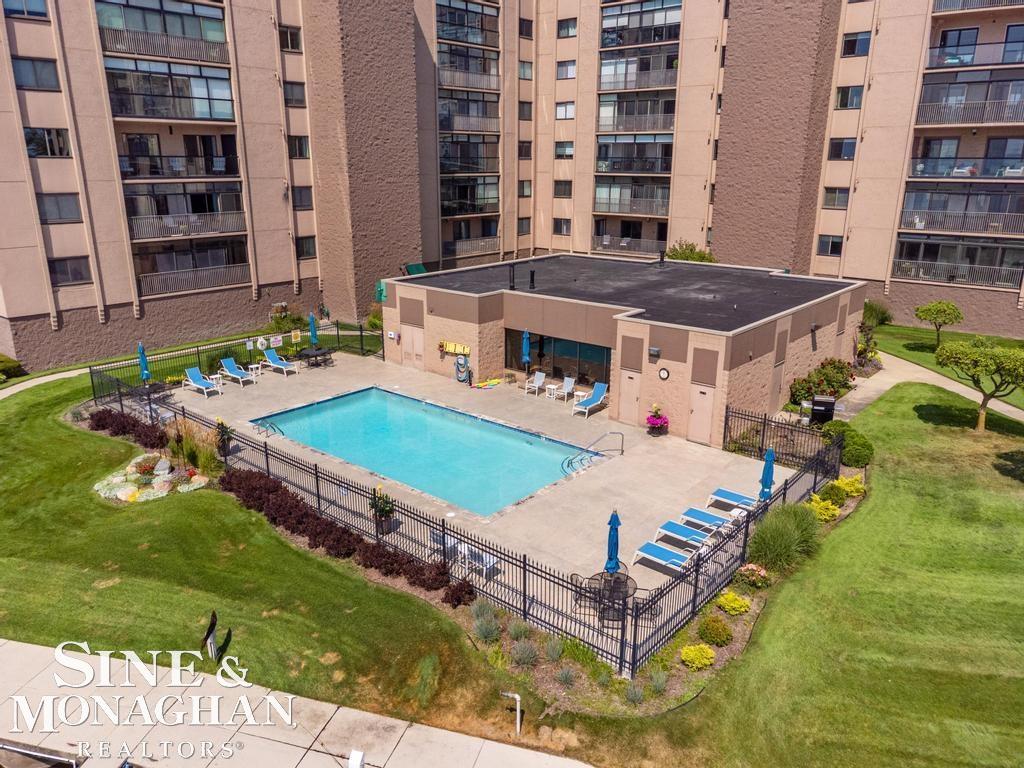 main property photo 75