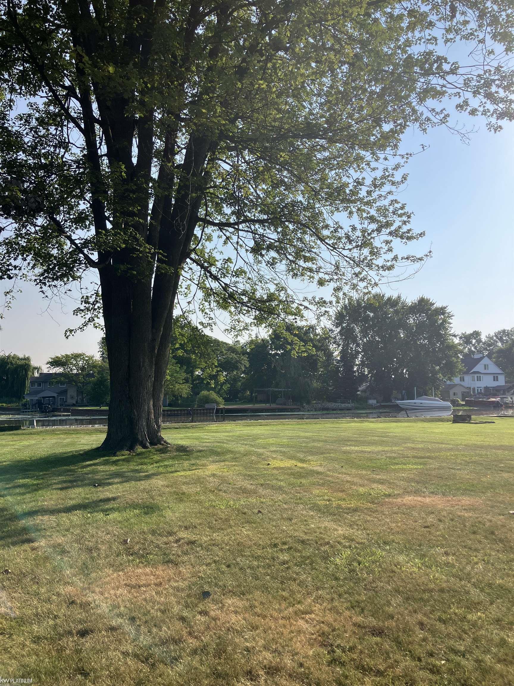 main property photo 18
