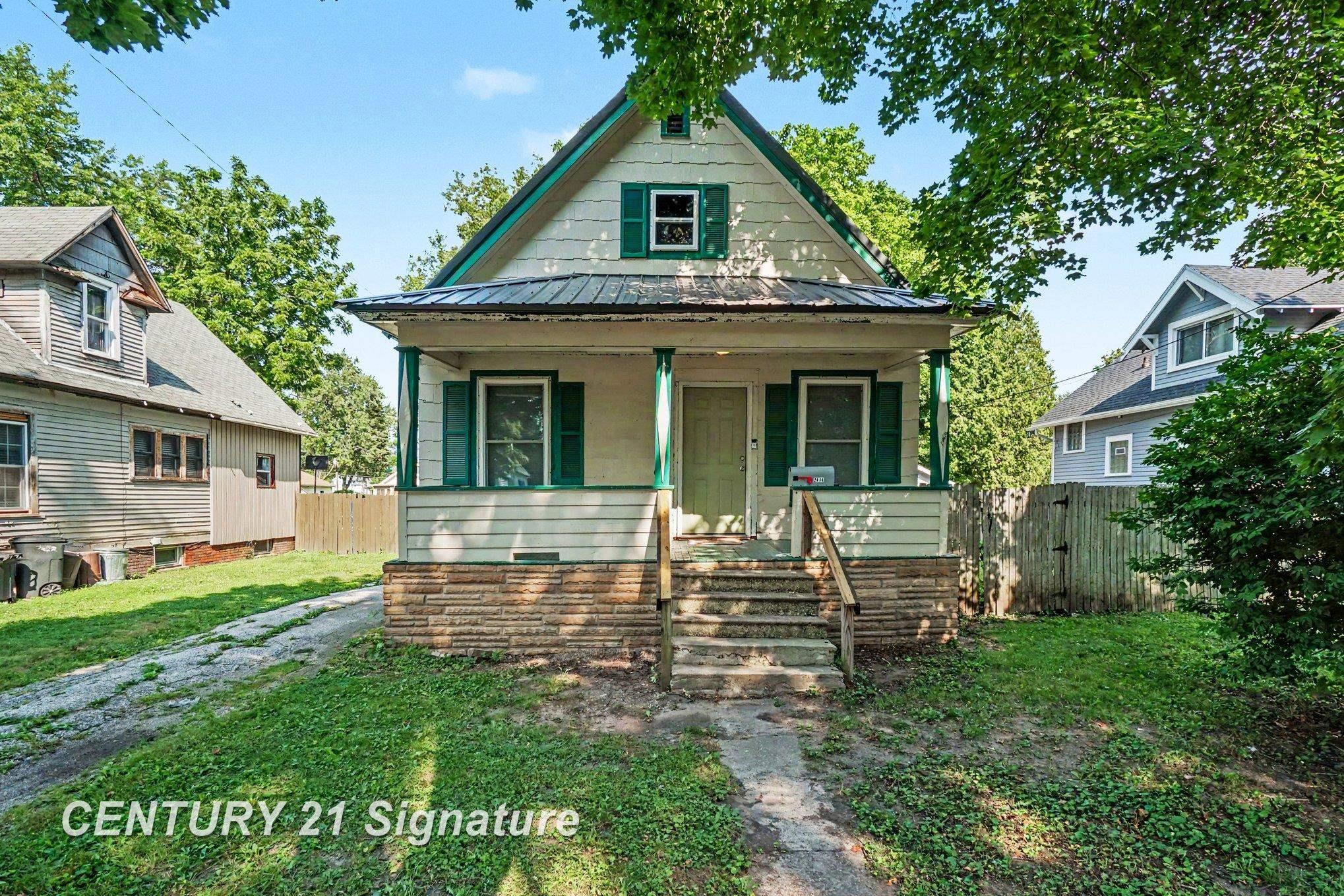 main property photo 1