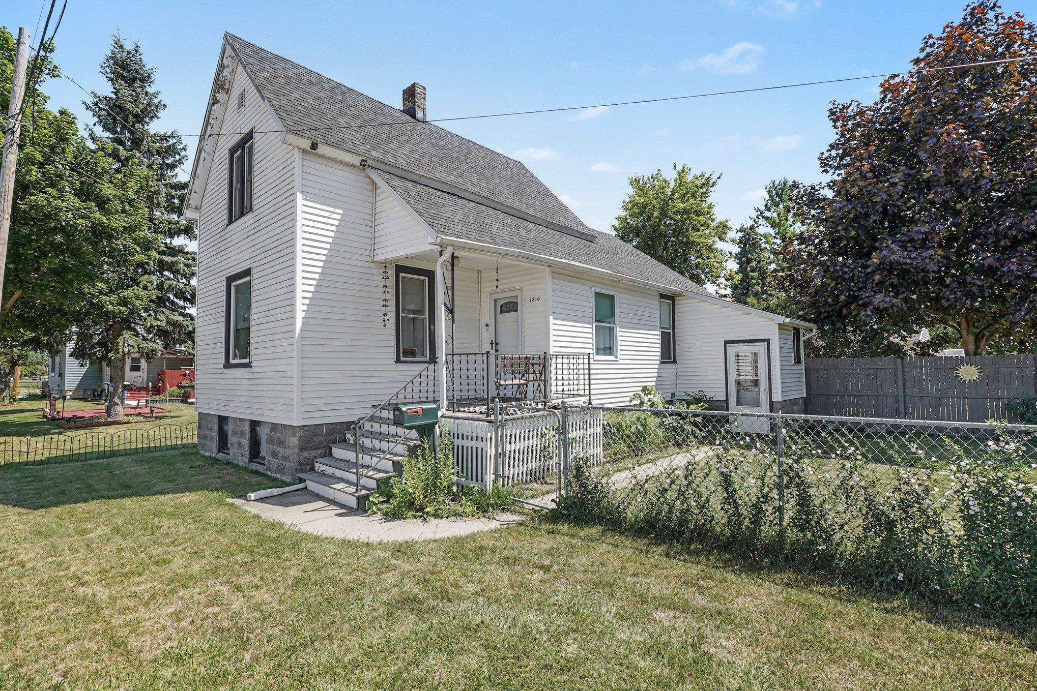 main property photo 3
