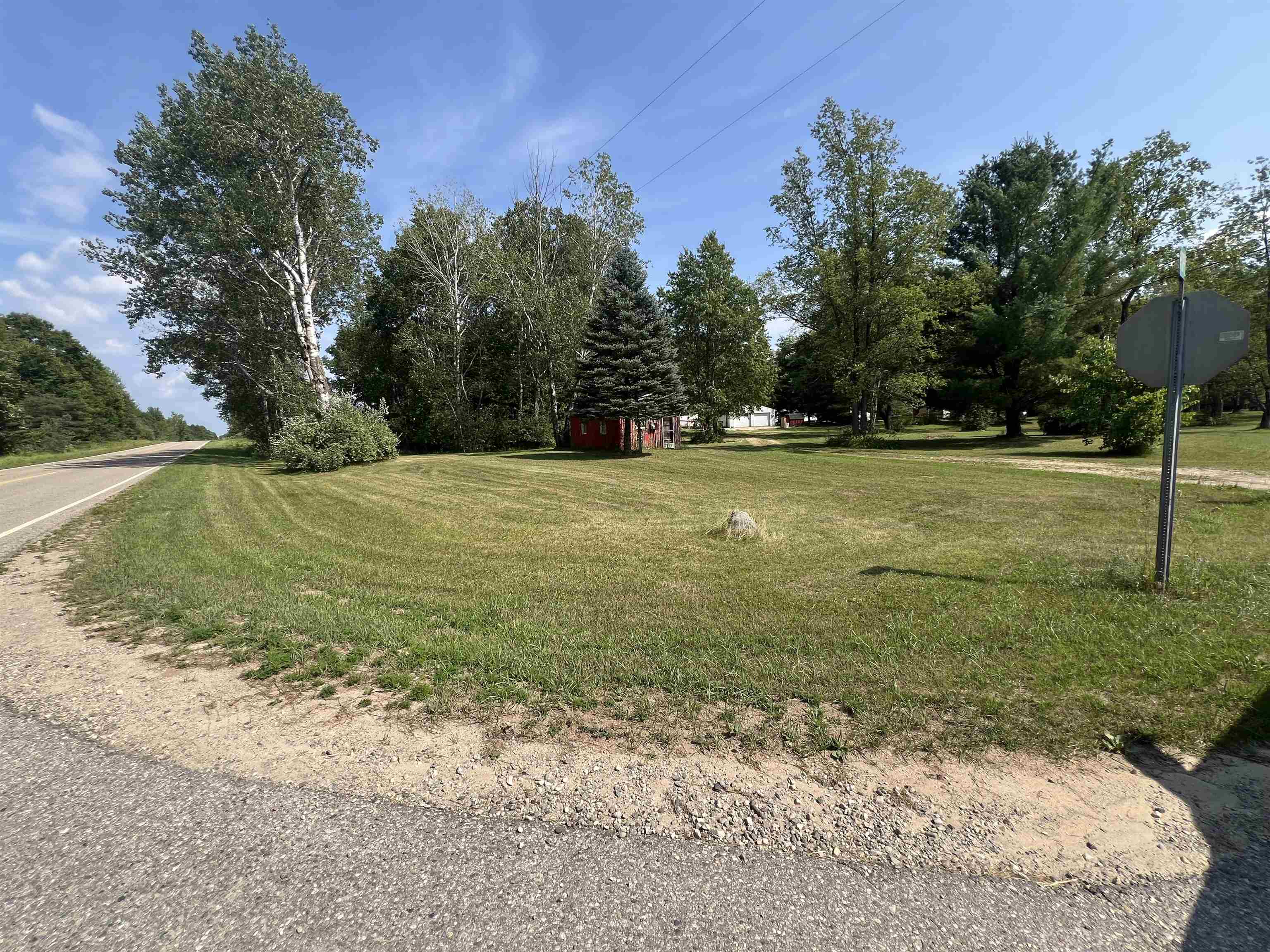 main property photo 29
