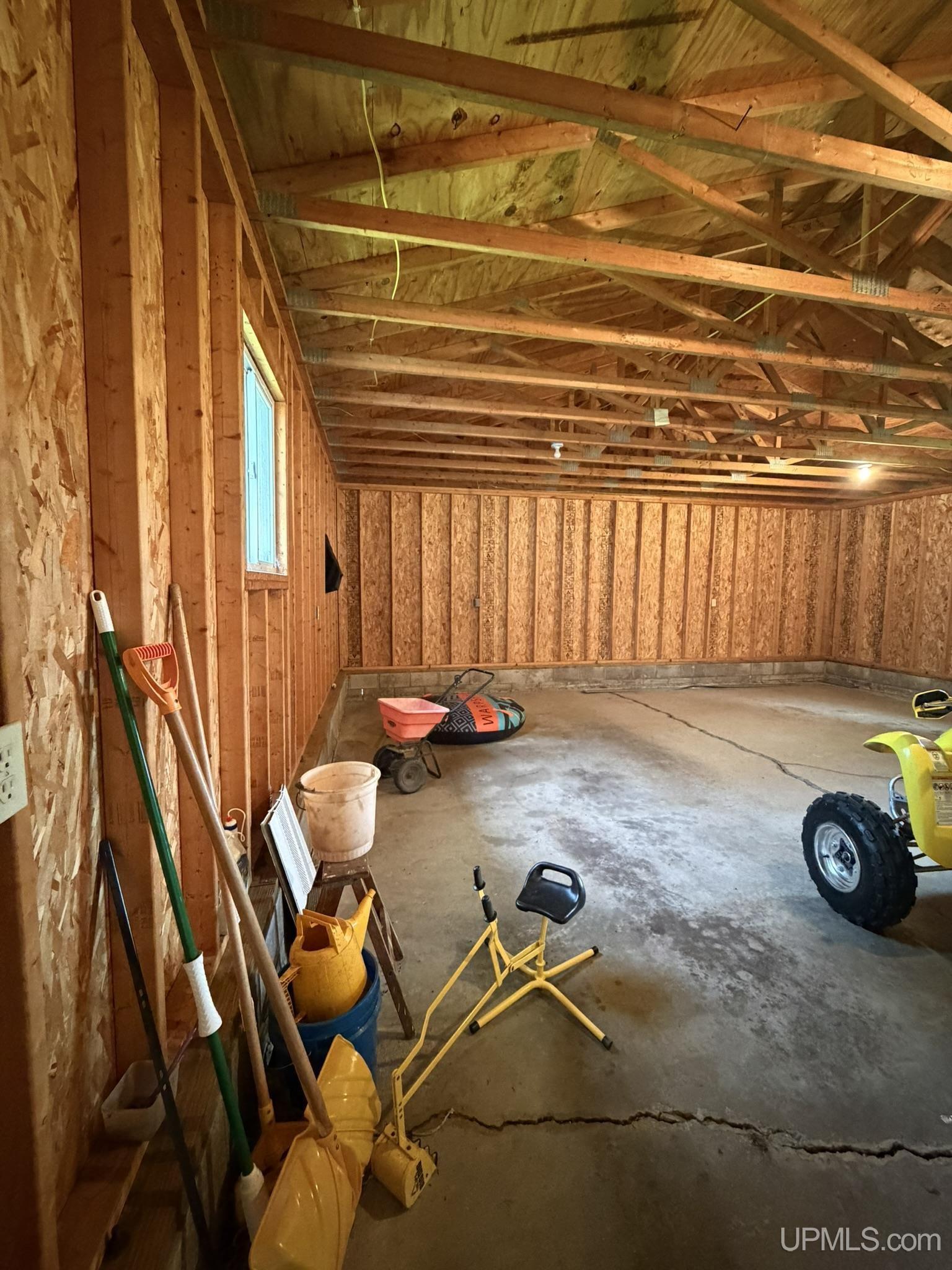 main property photo 68