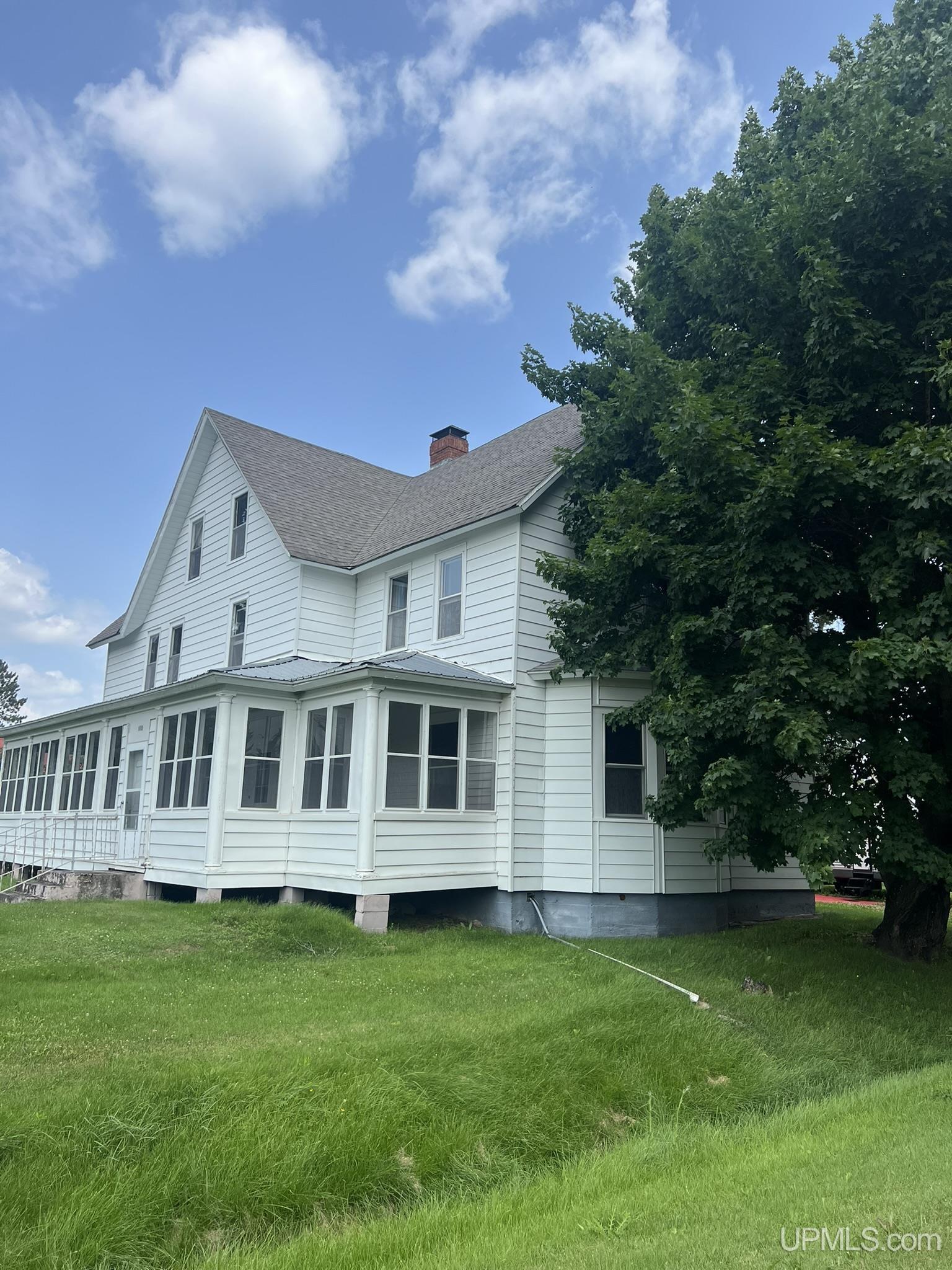 main property photo 74