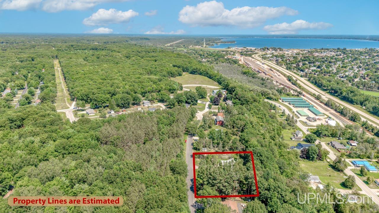 main property photo 36