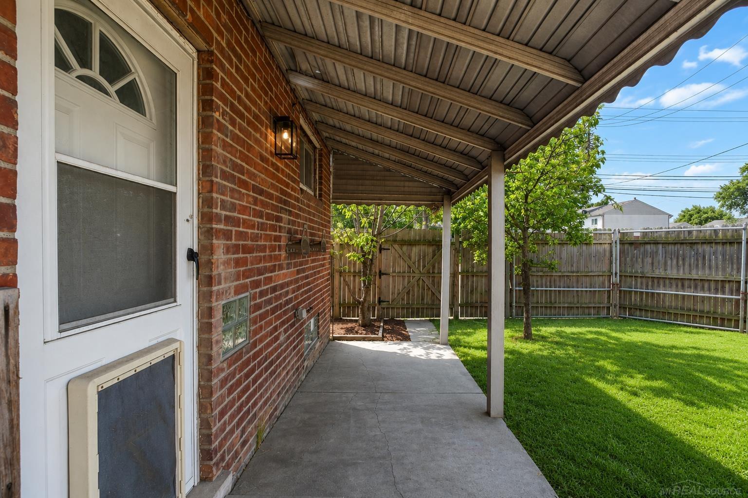 main property photo 21