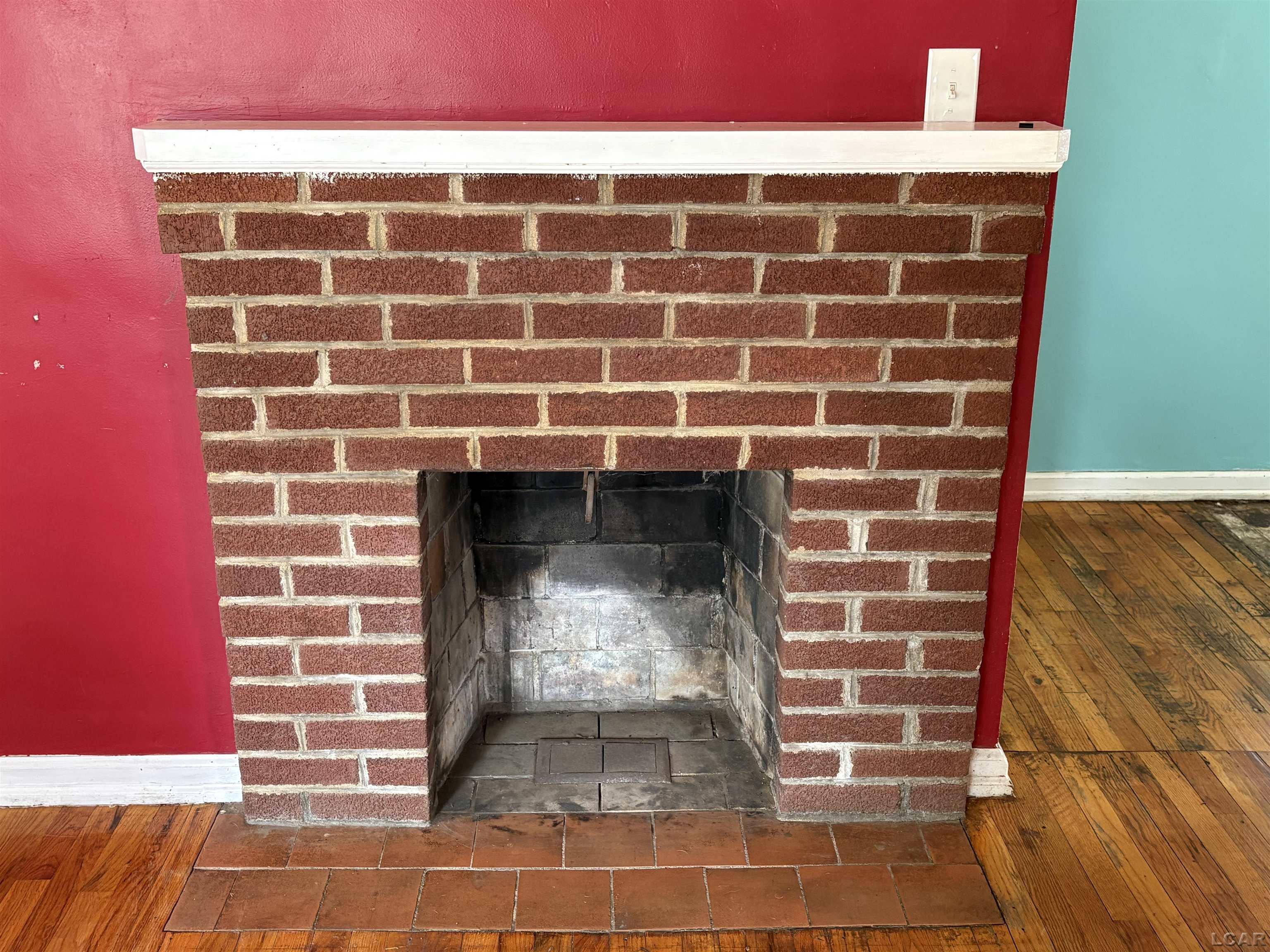 main property photo 20