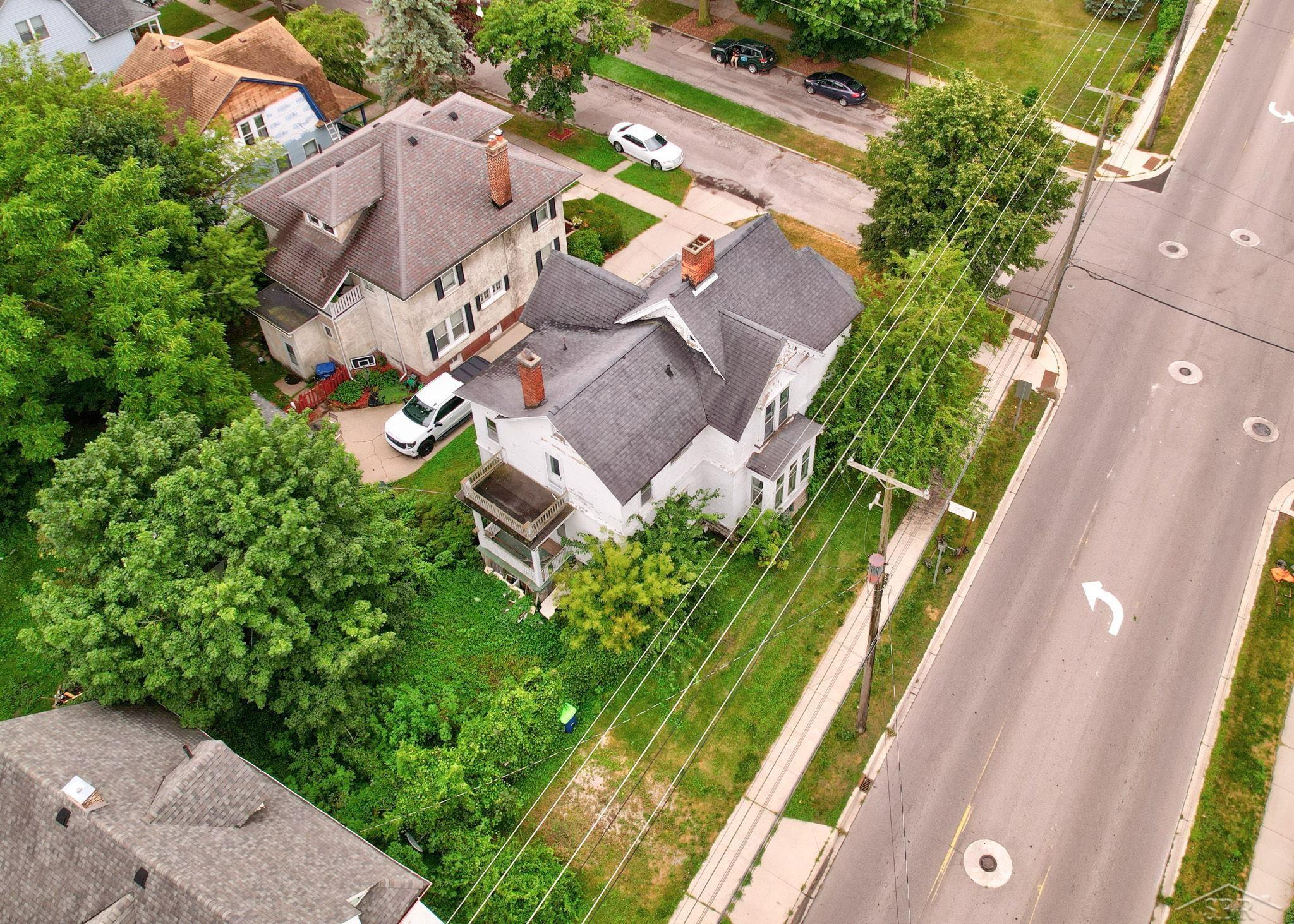 main property photo 44