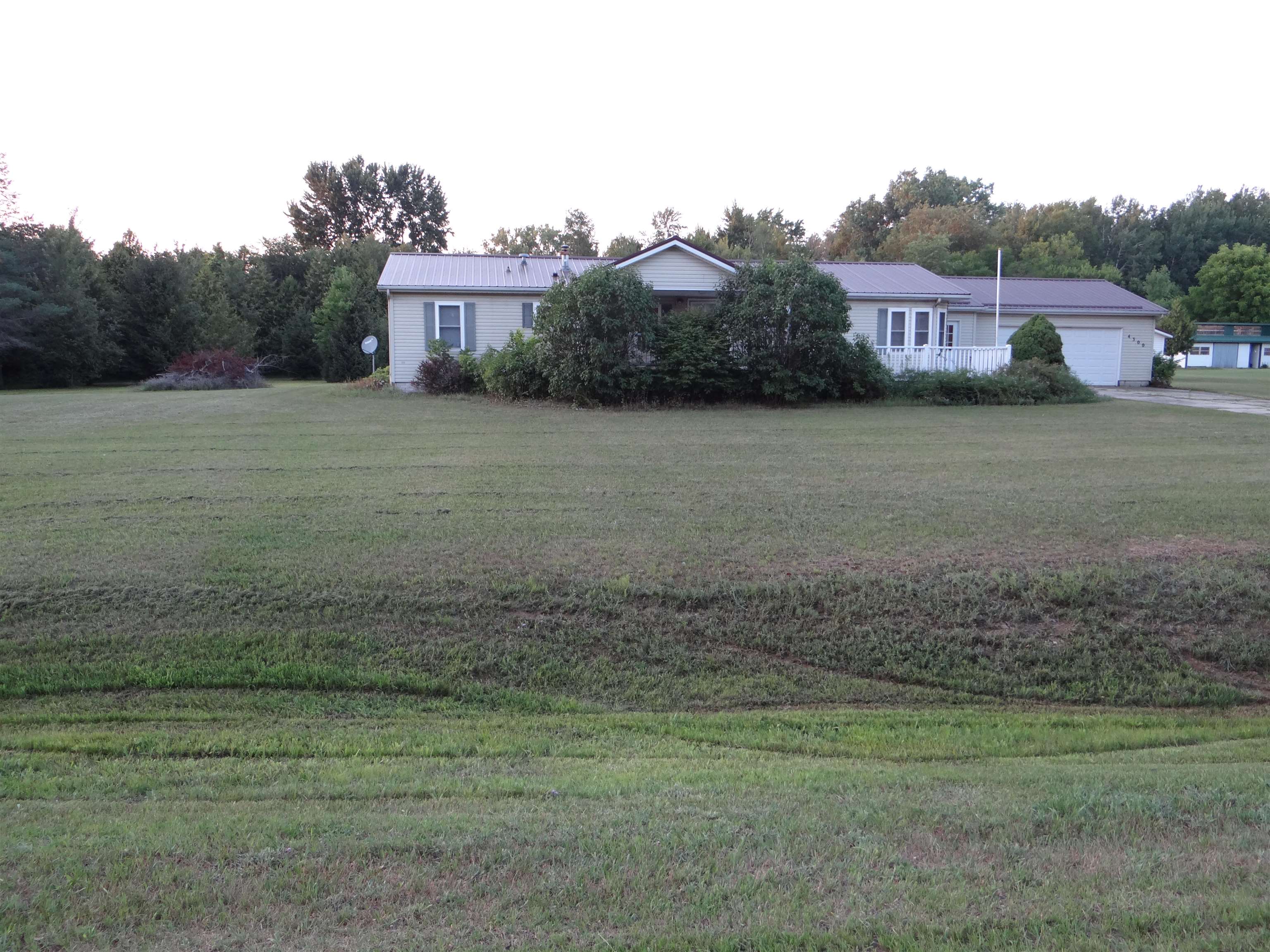 main property photo 25