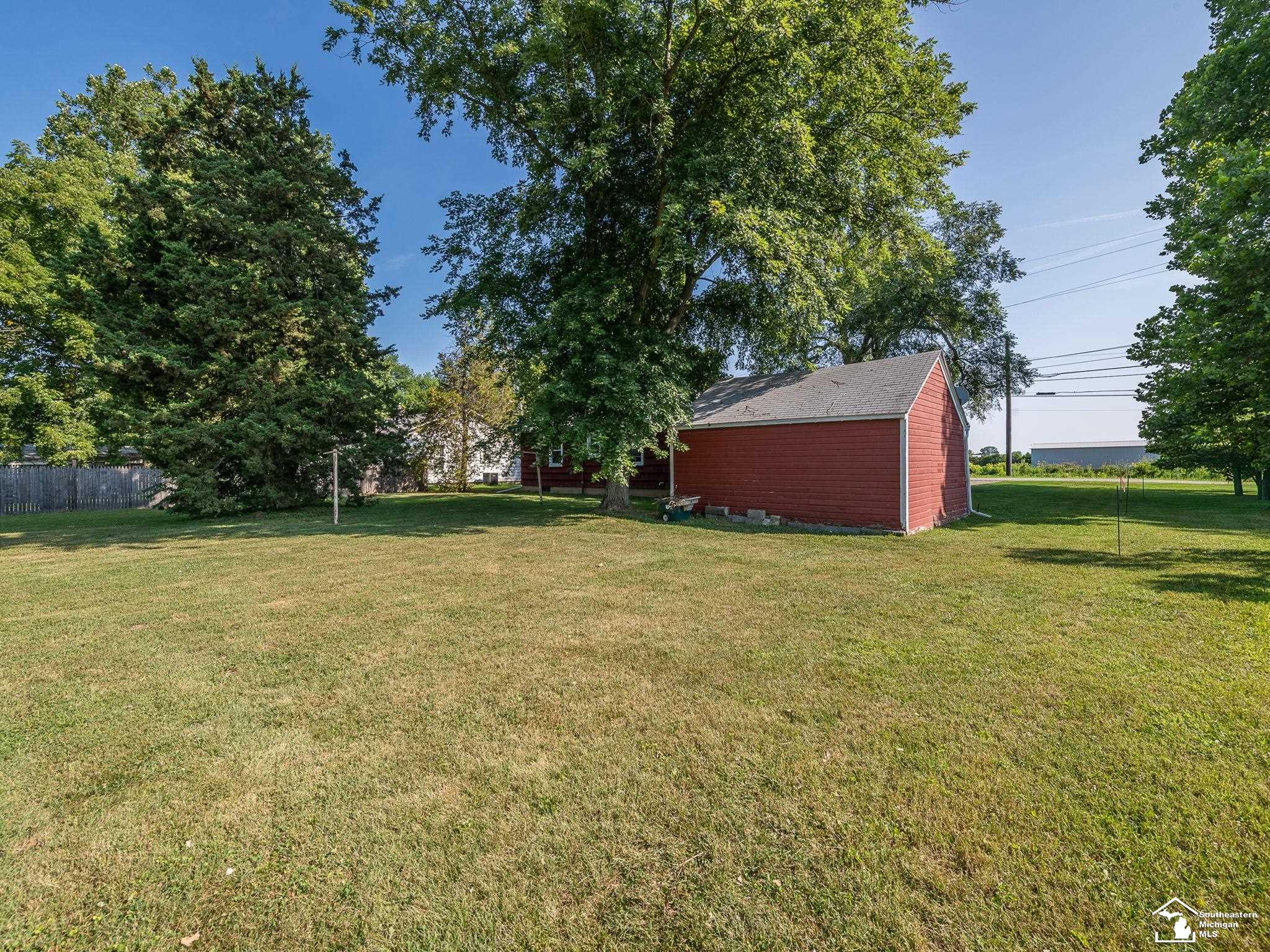 main property photo 24