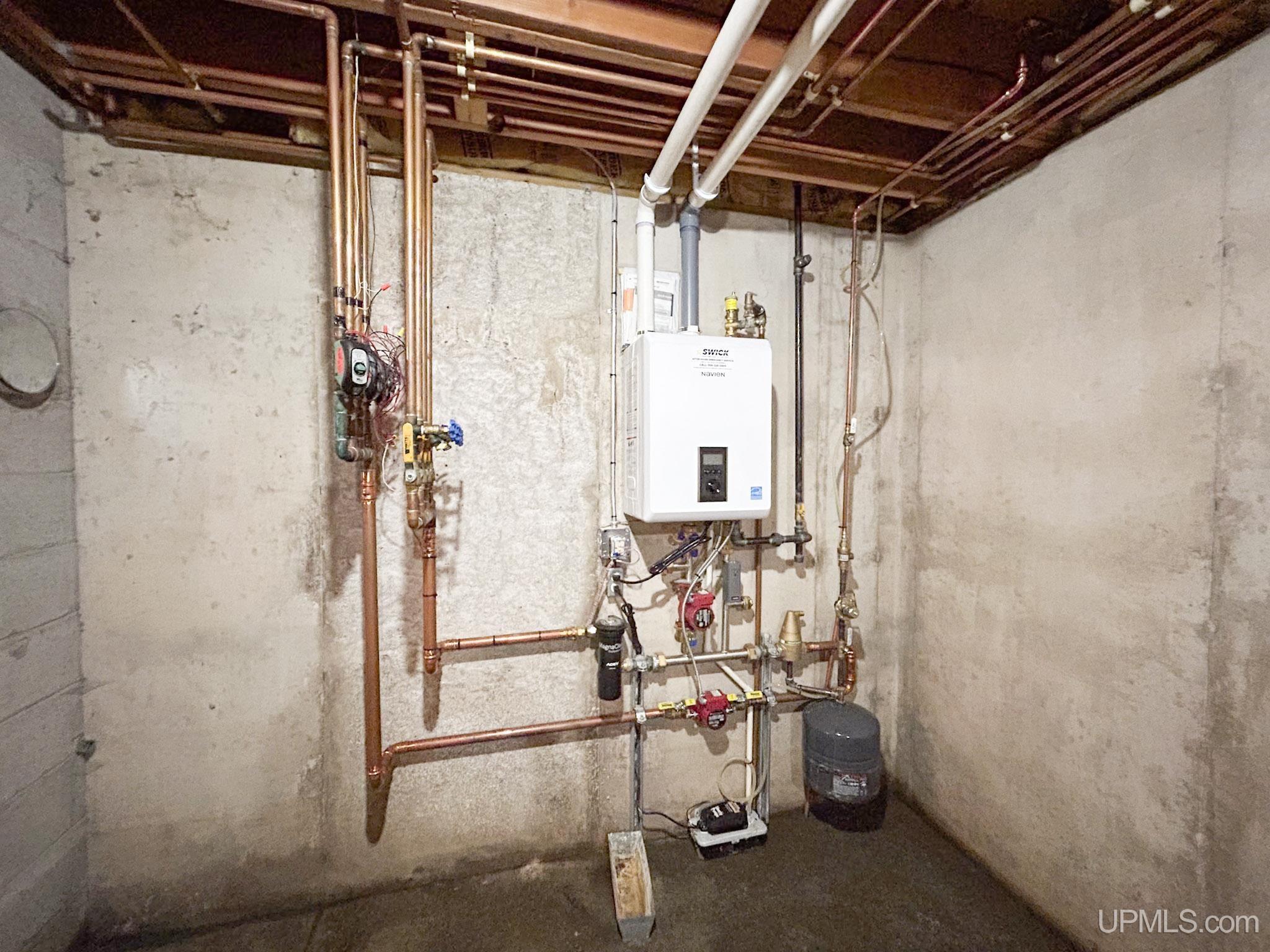 main property photo 20