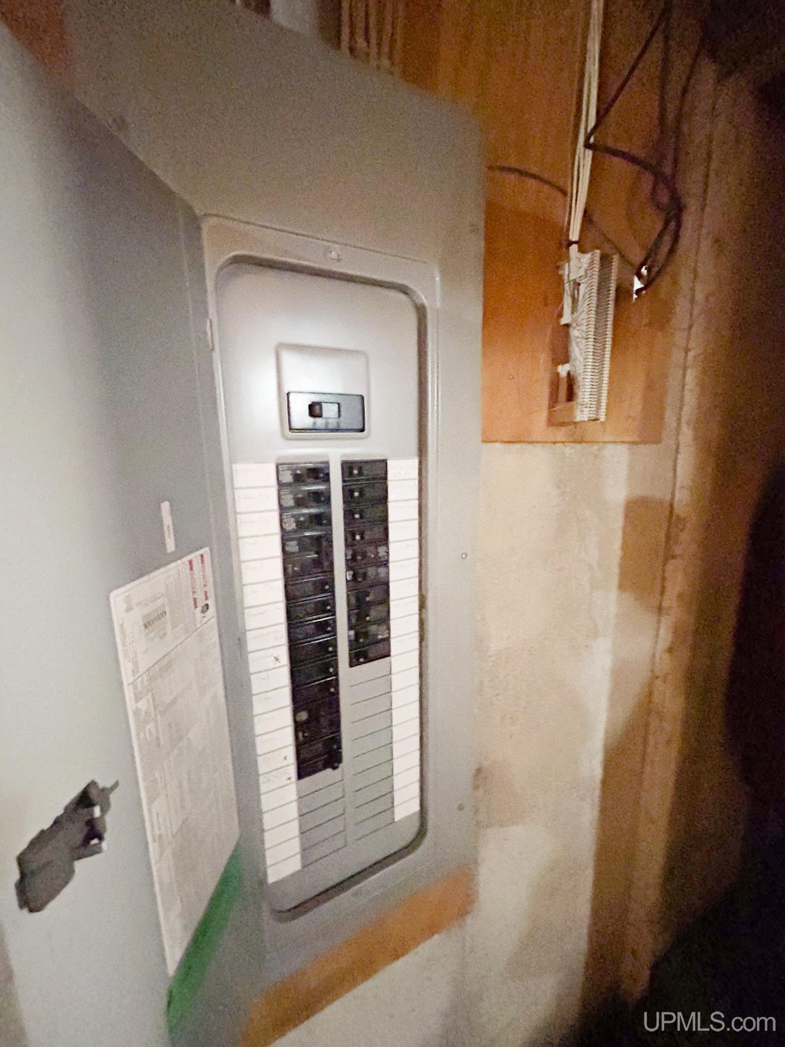 main property photo 22
