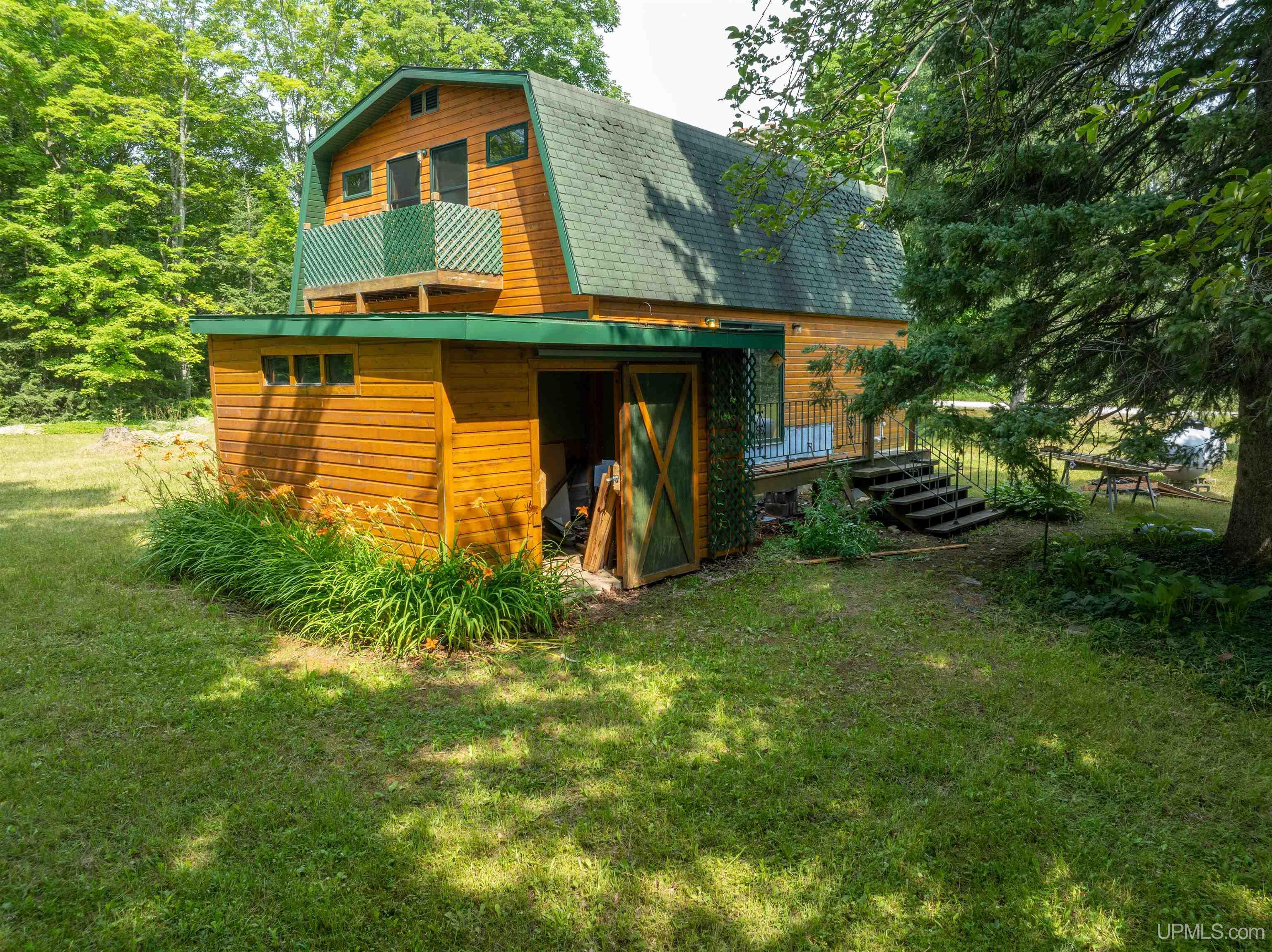 main property photo 25