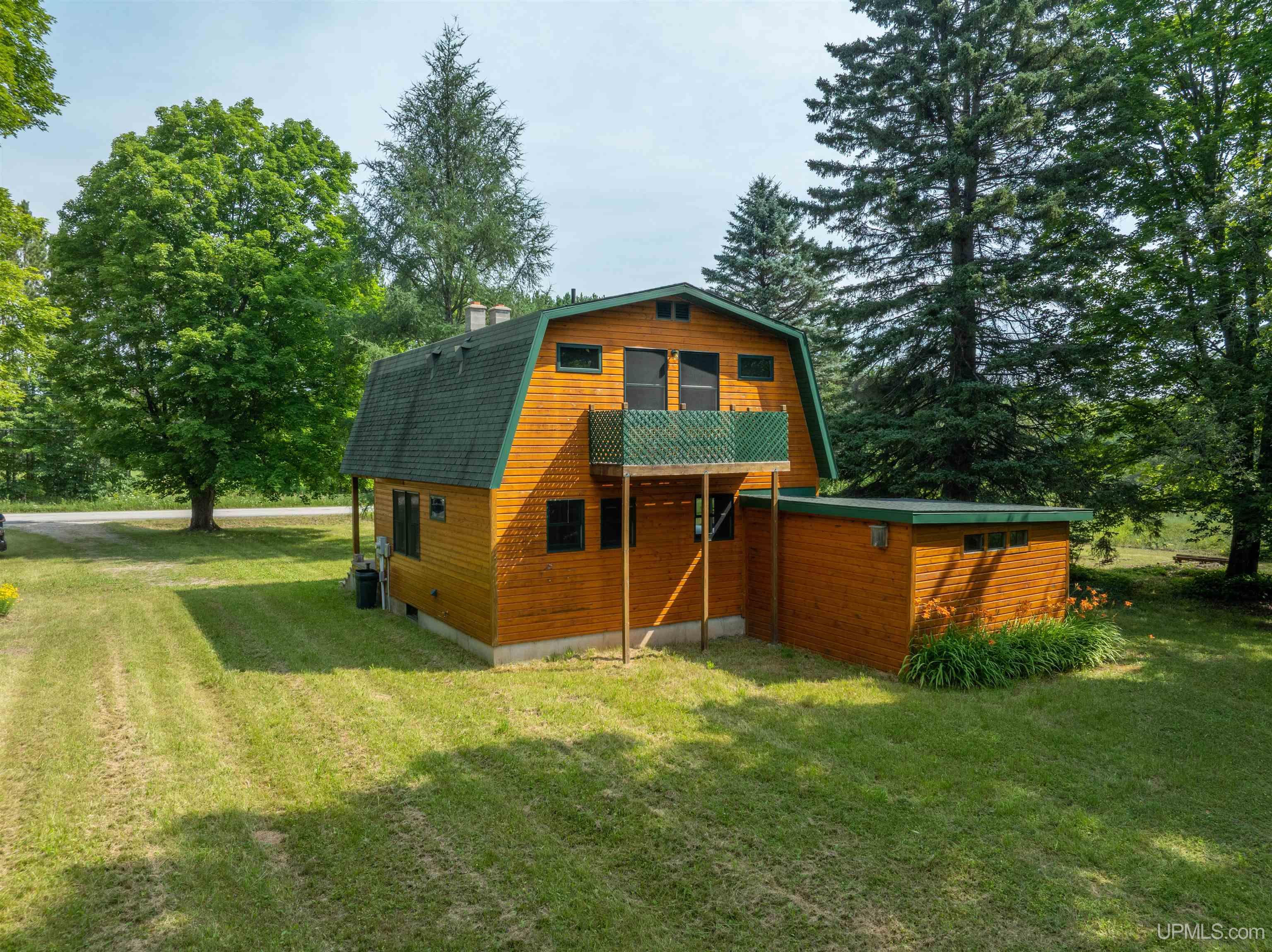 main property photo 33