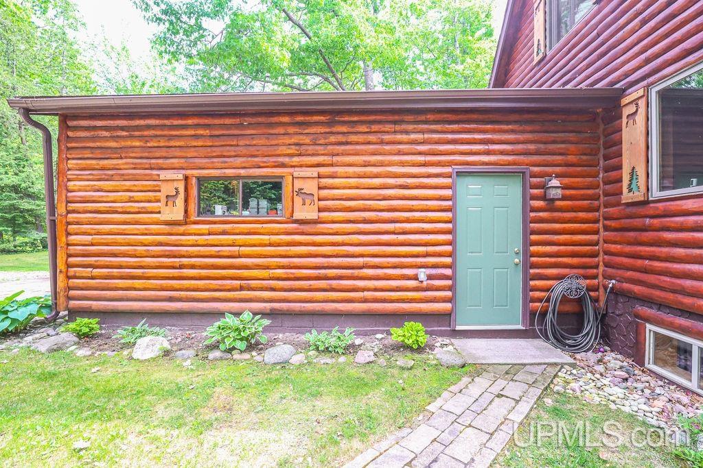 main property photo 58