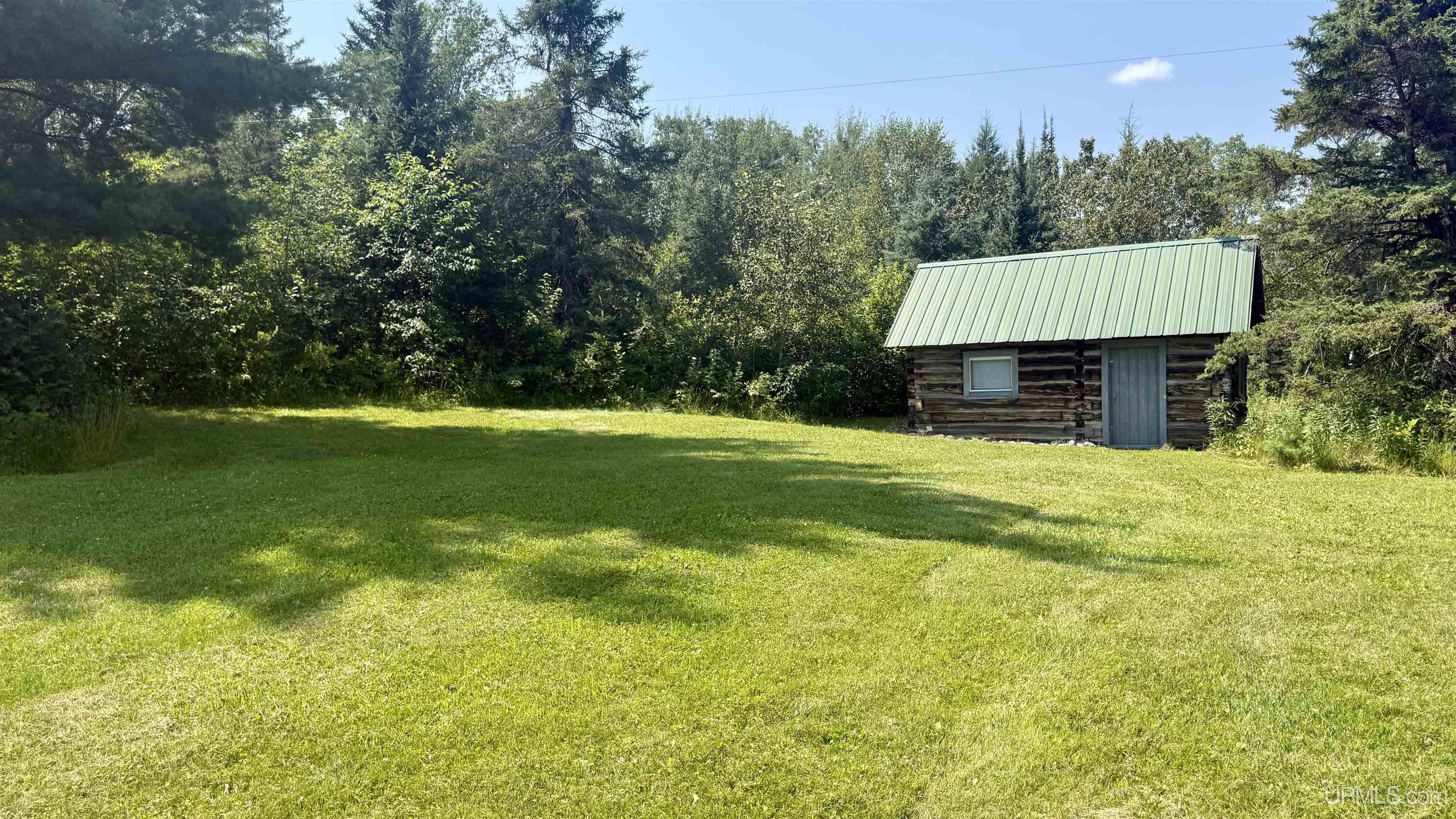 main property photo 14