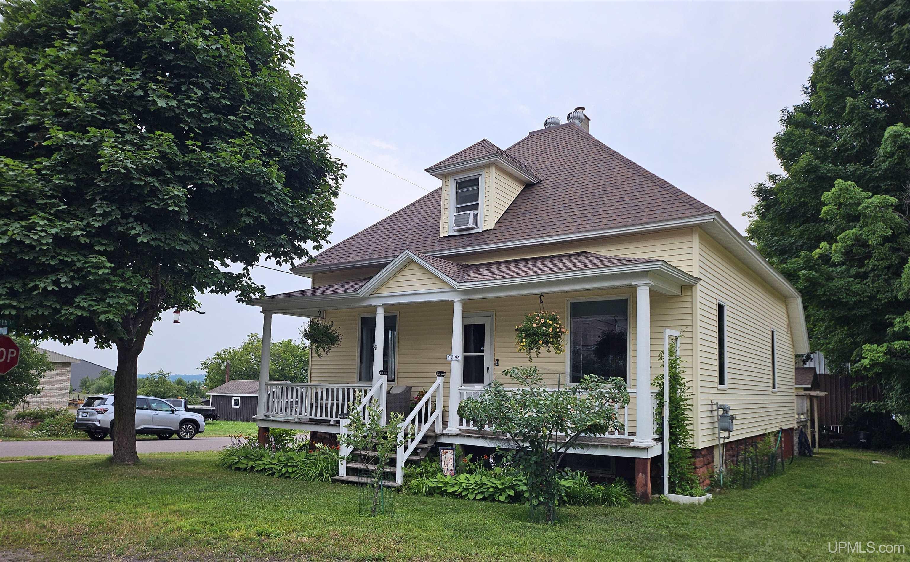 main property photo 32