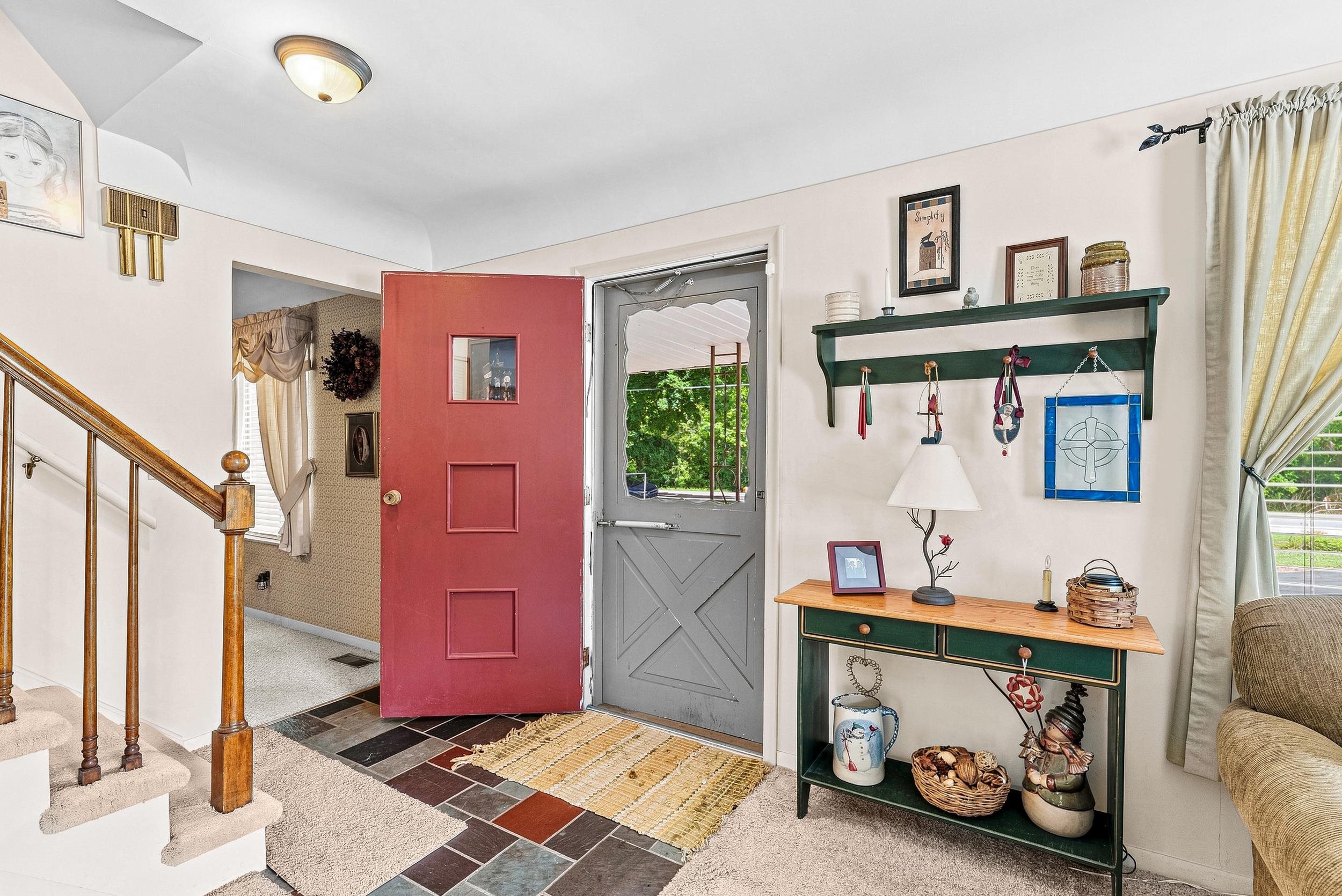 main property photo 12
