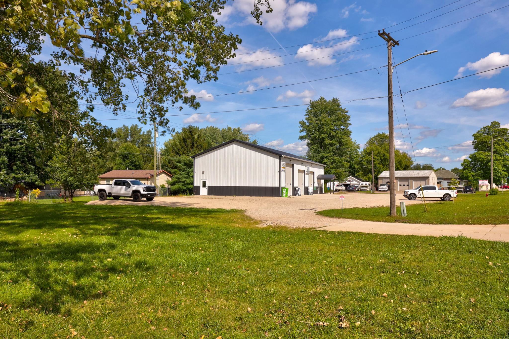 main property photo 49