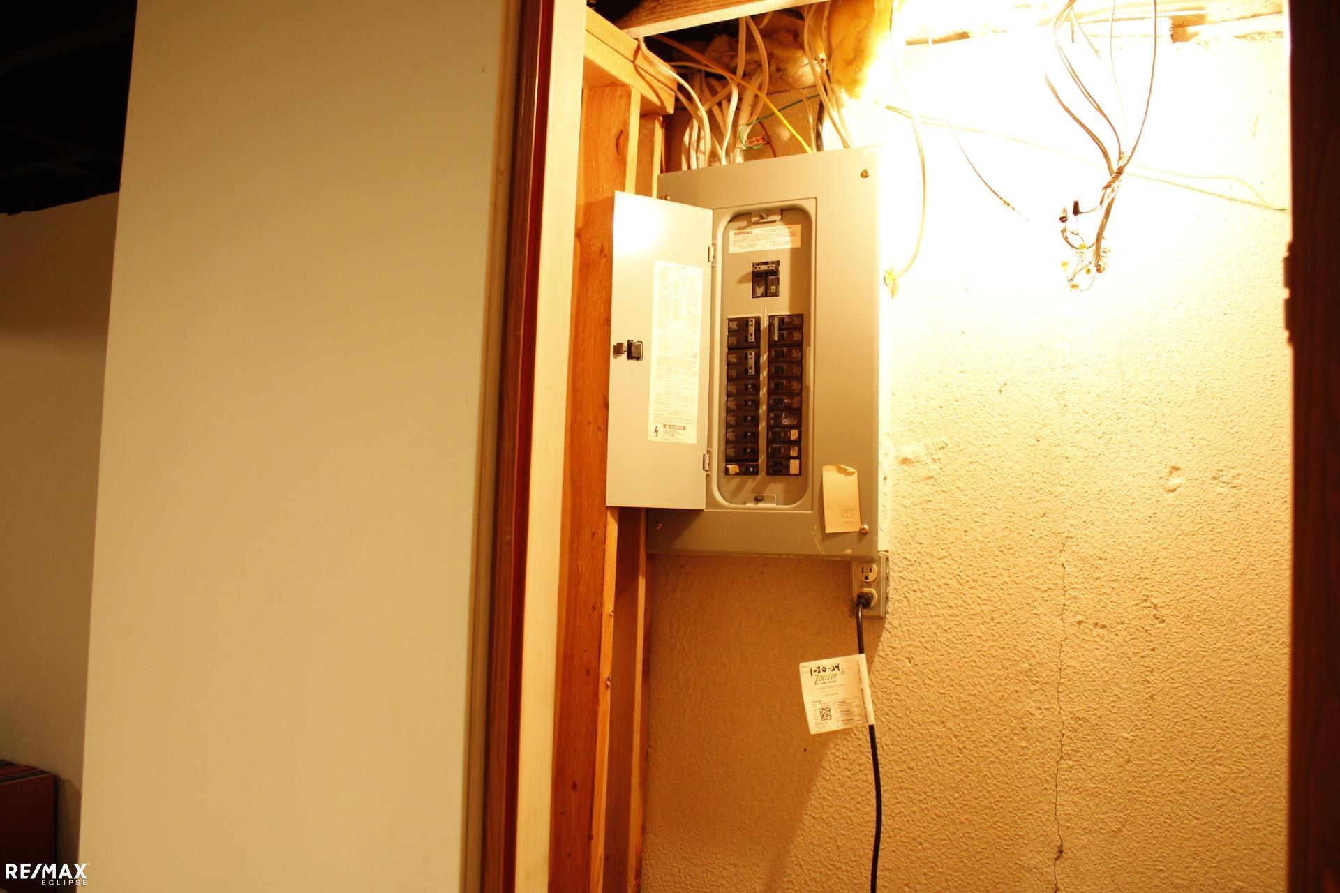 main property photo 19