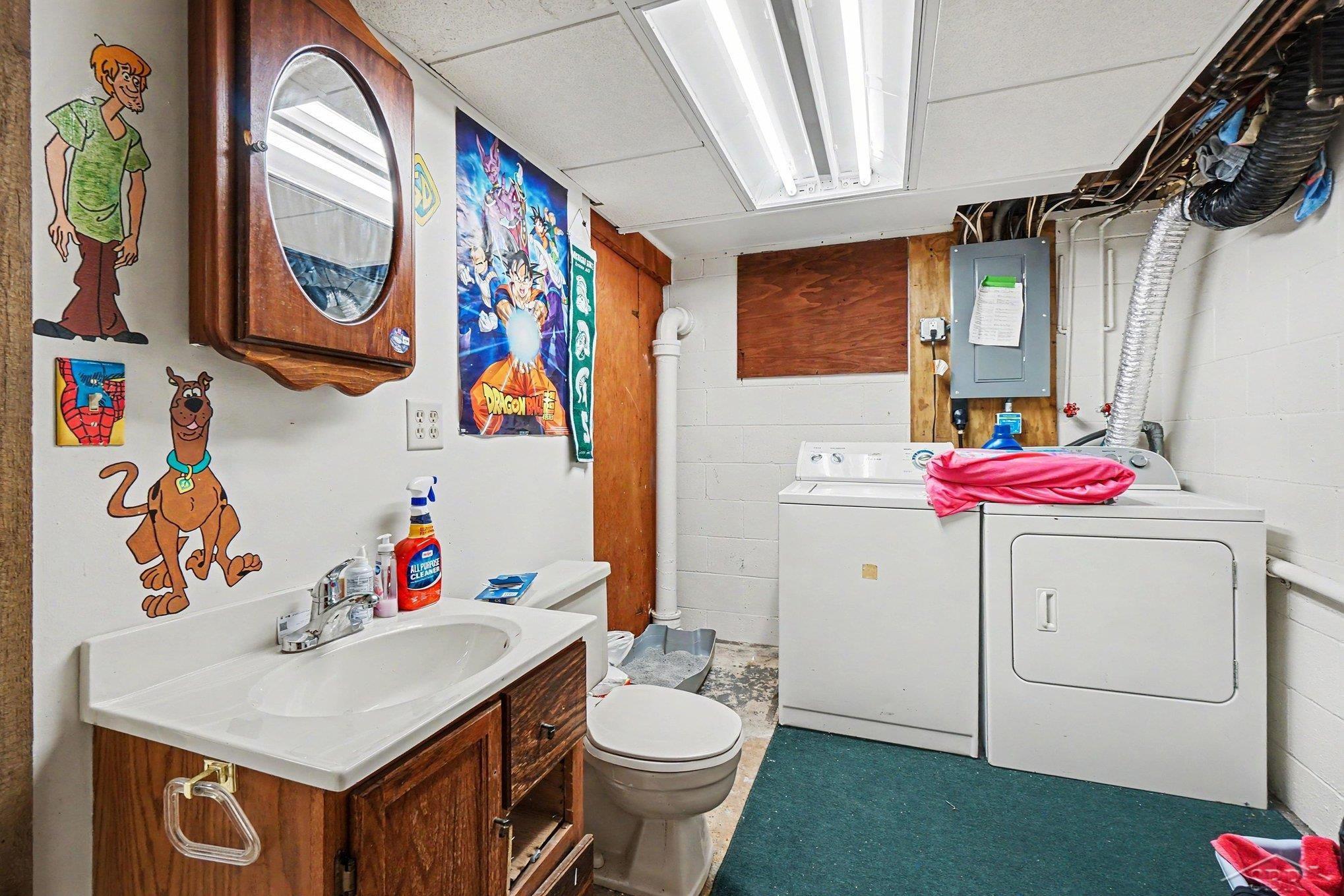 main property photo 17