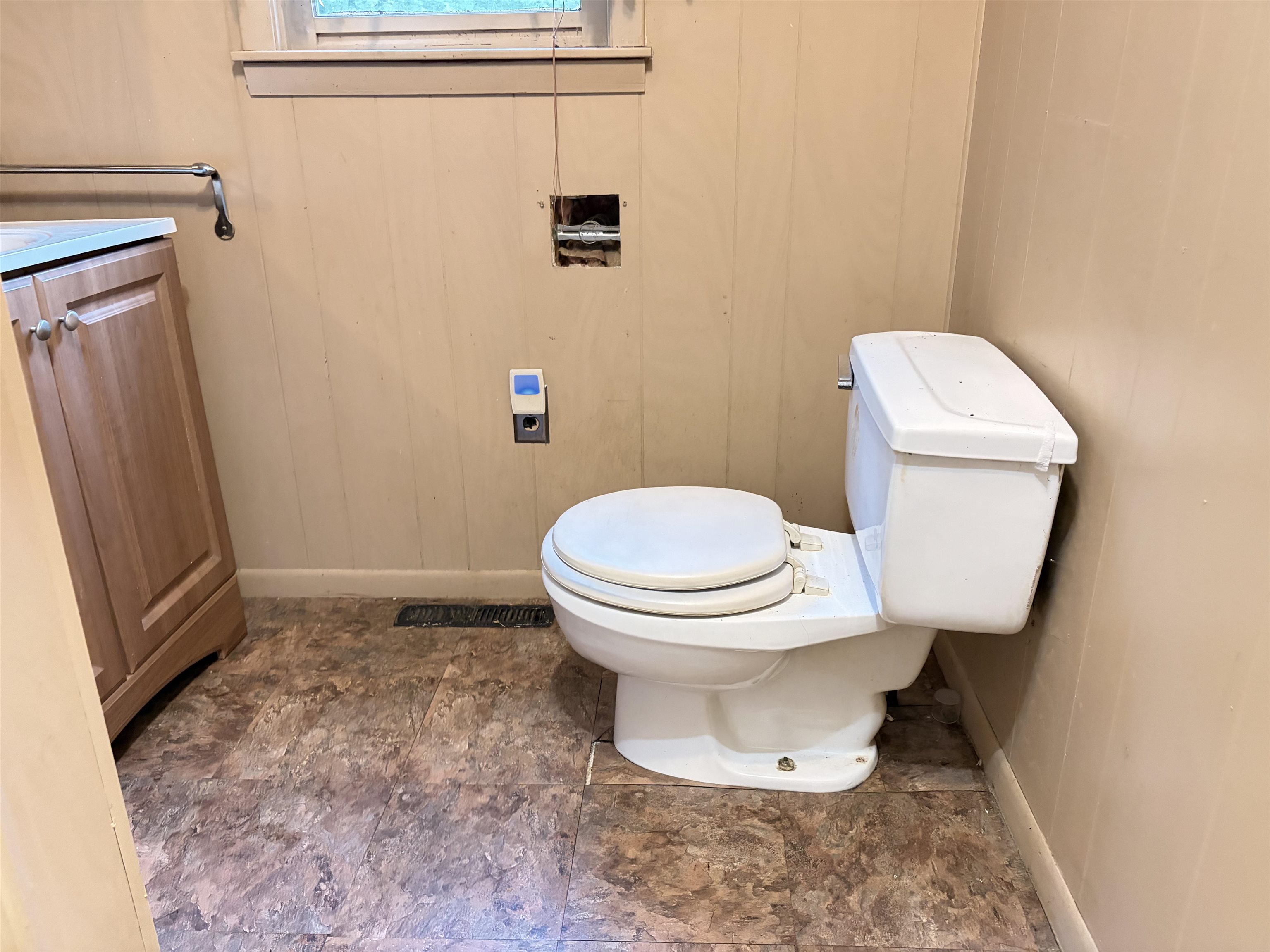 main property photo 24