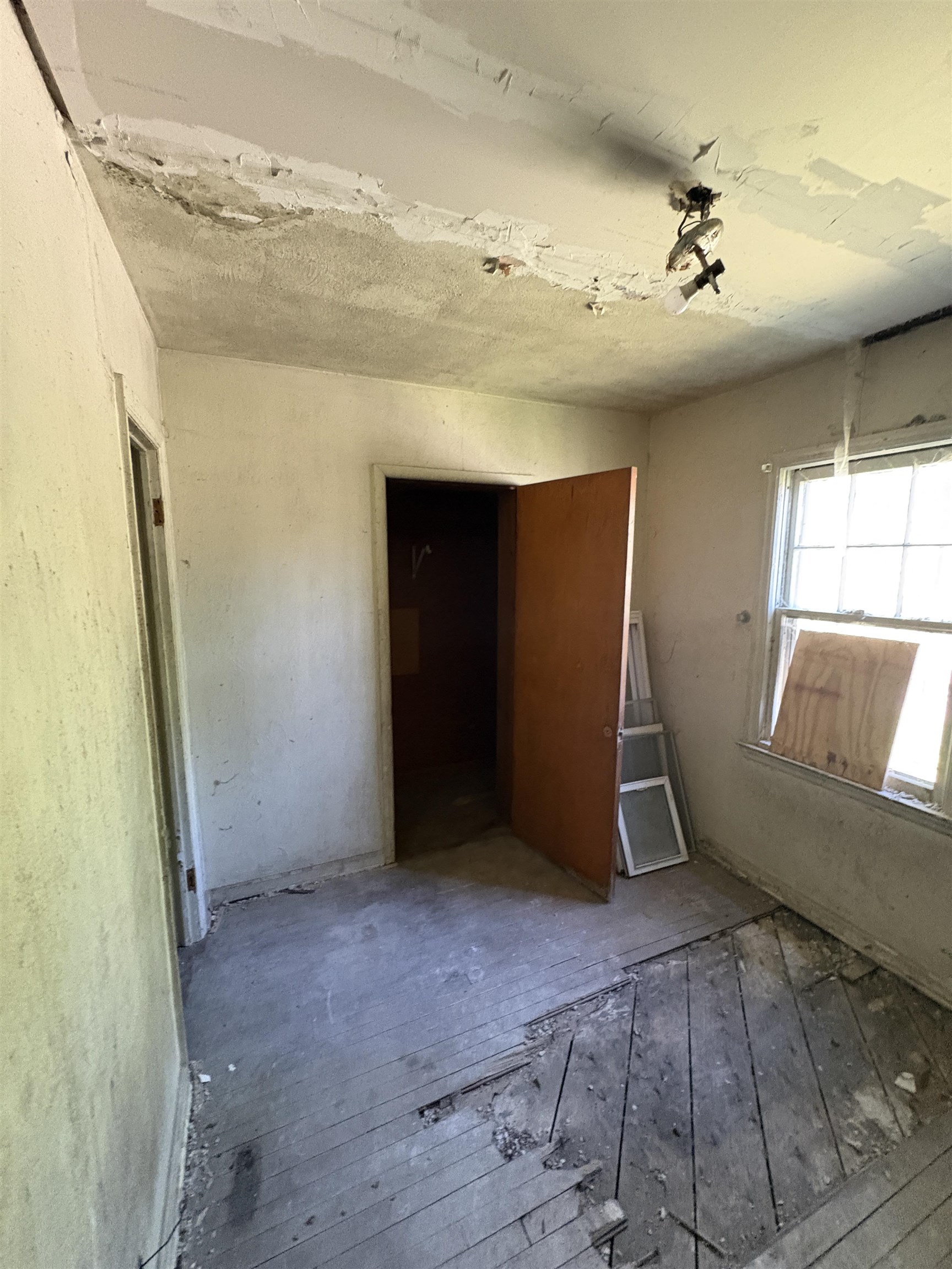 property viewer photo 20