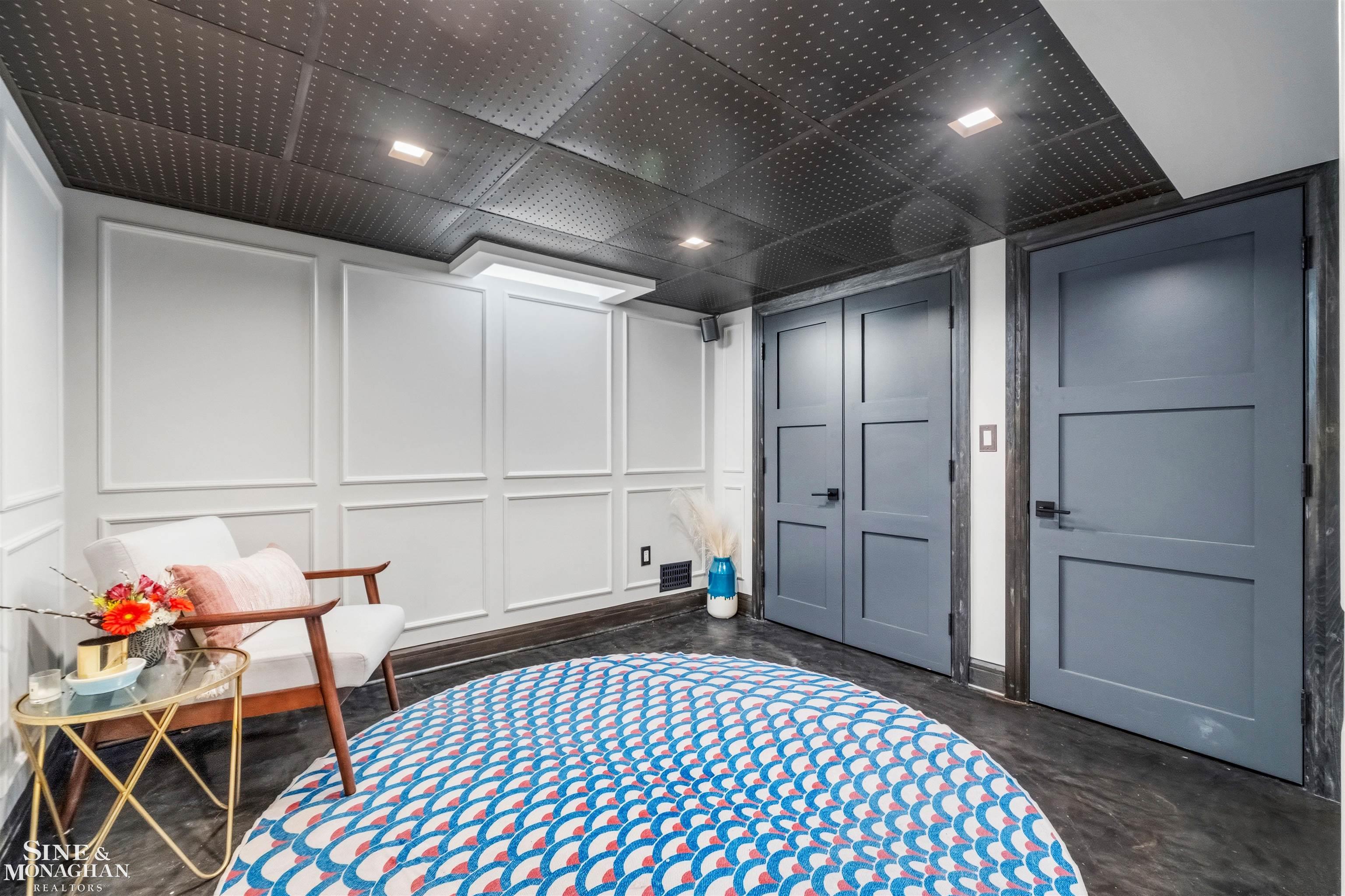 main property photo 70