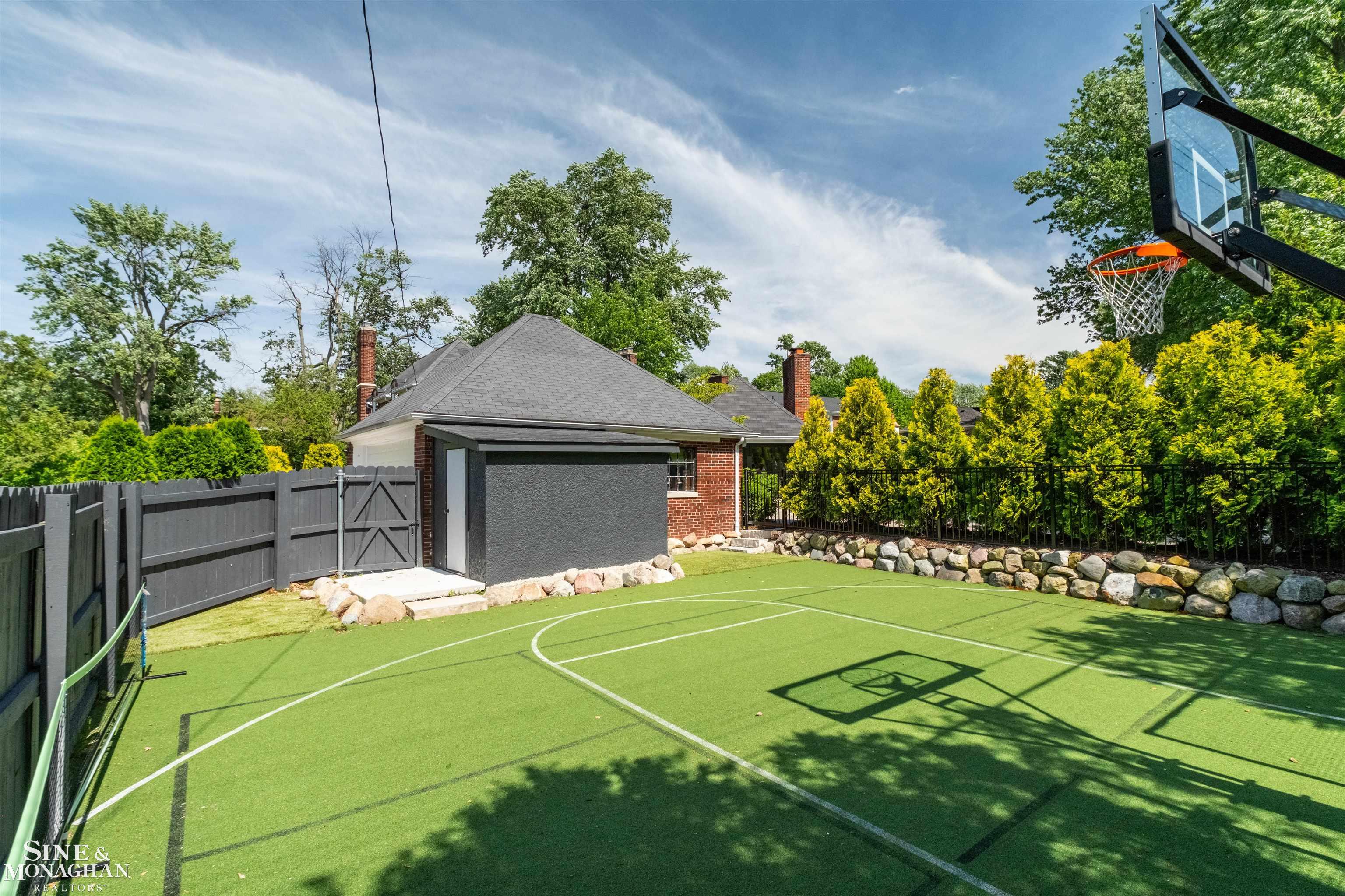 main property photo 75