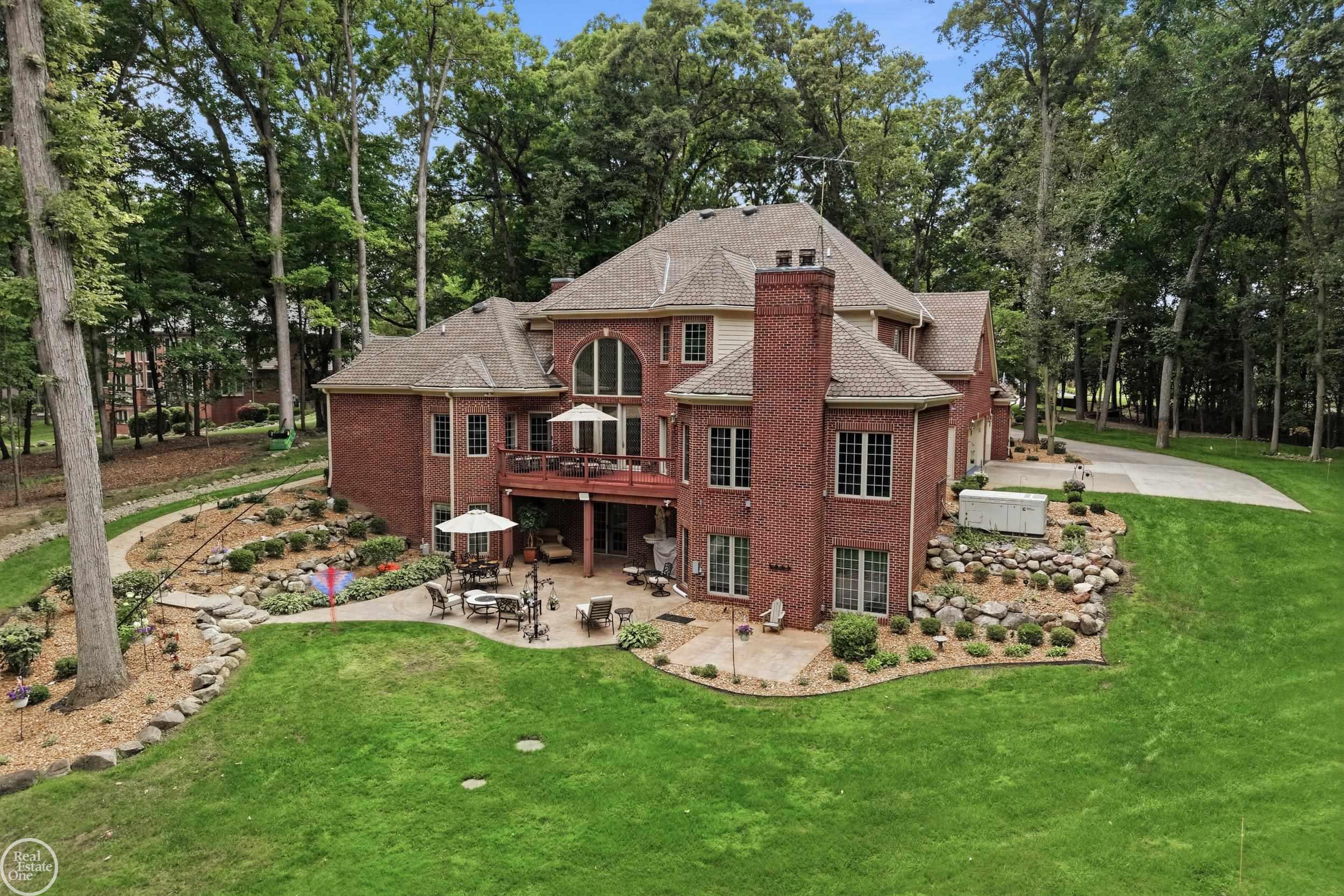 main property photo 90
