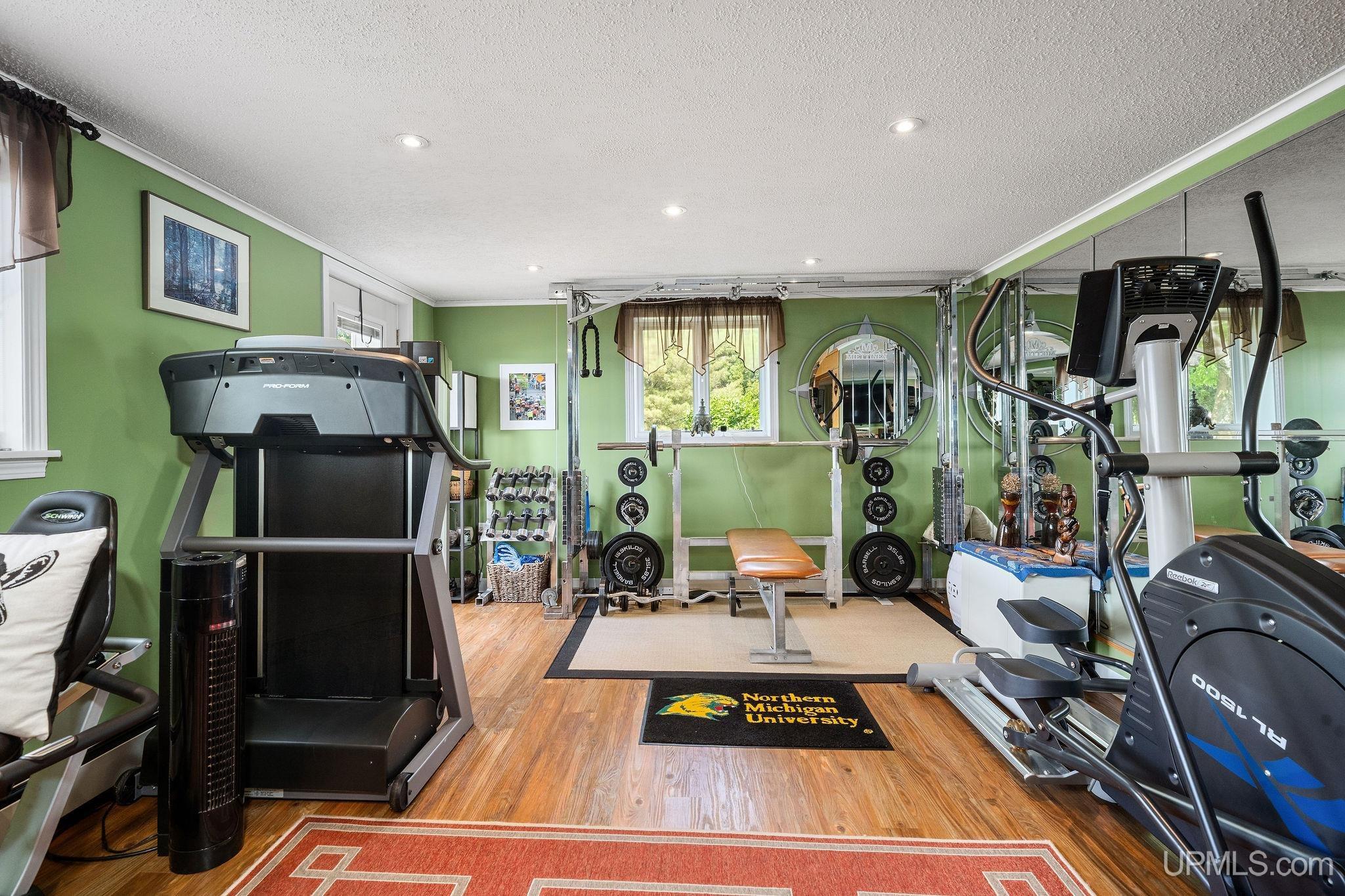 main property photo 35