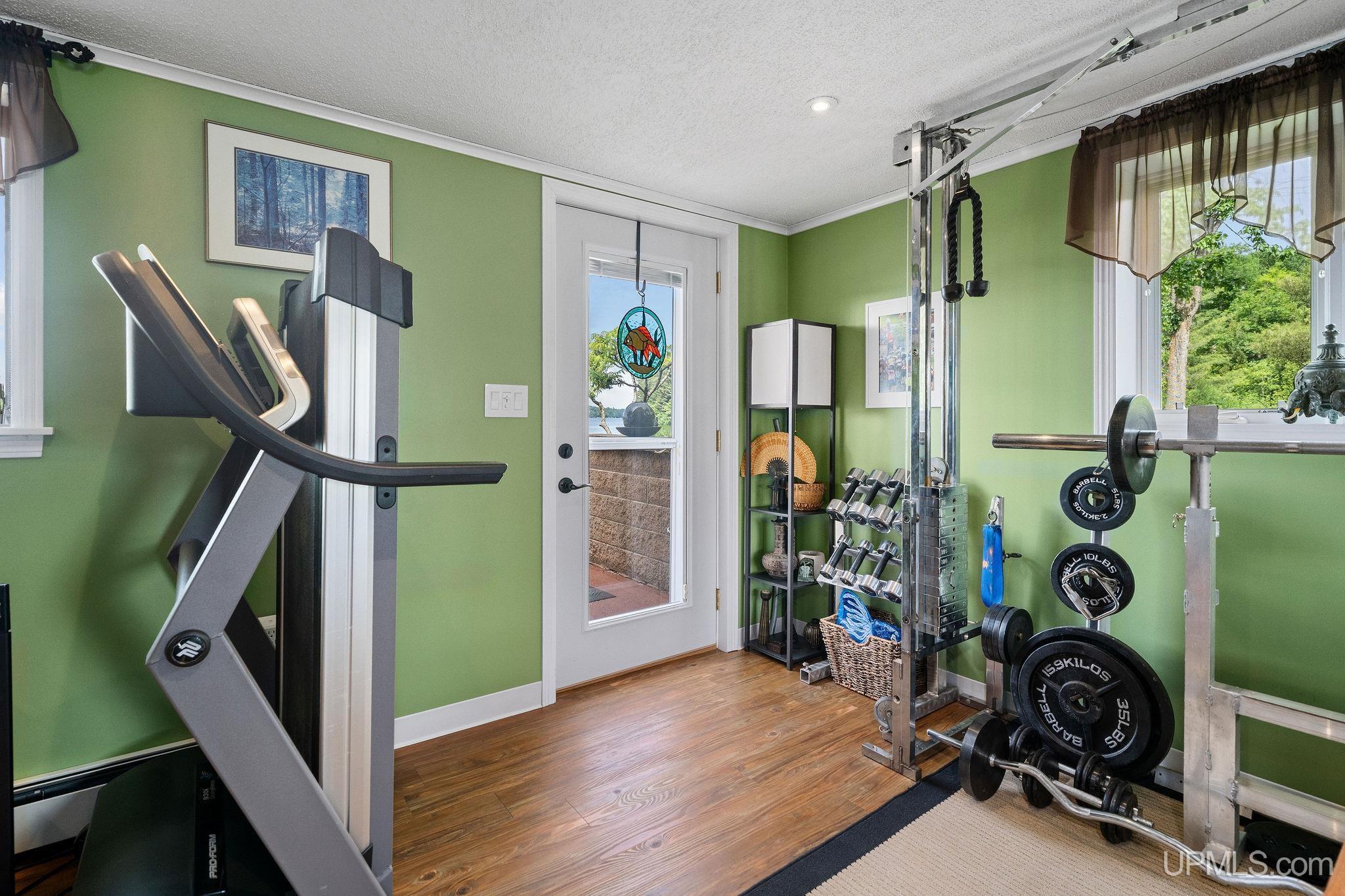 main property photo 36