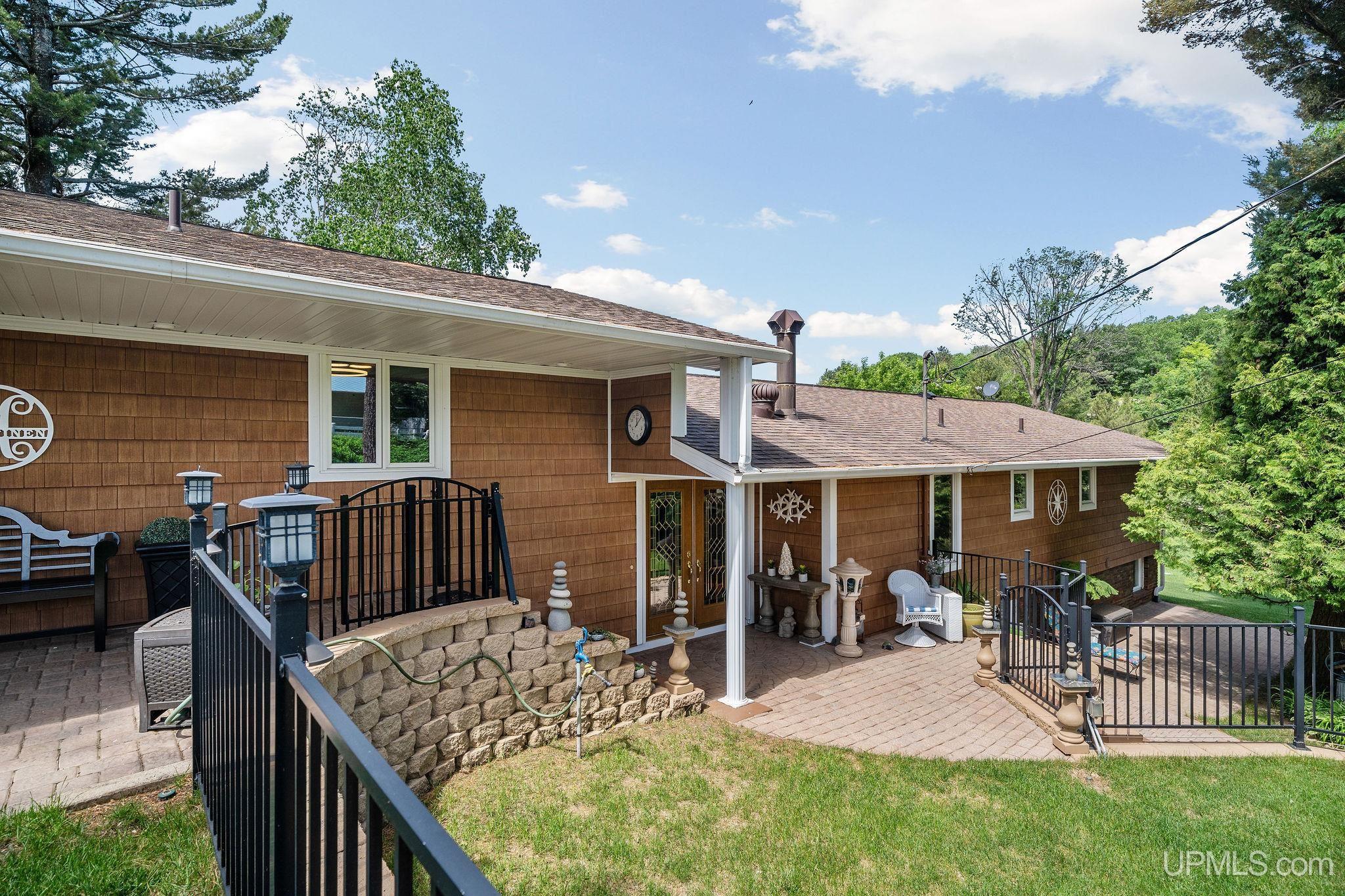main property photo 59