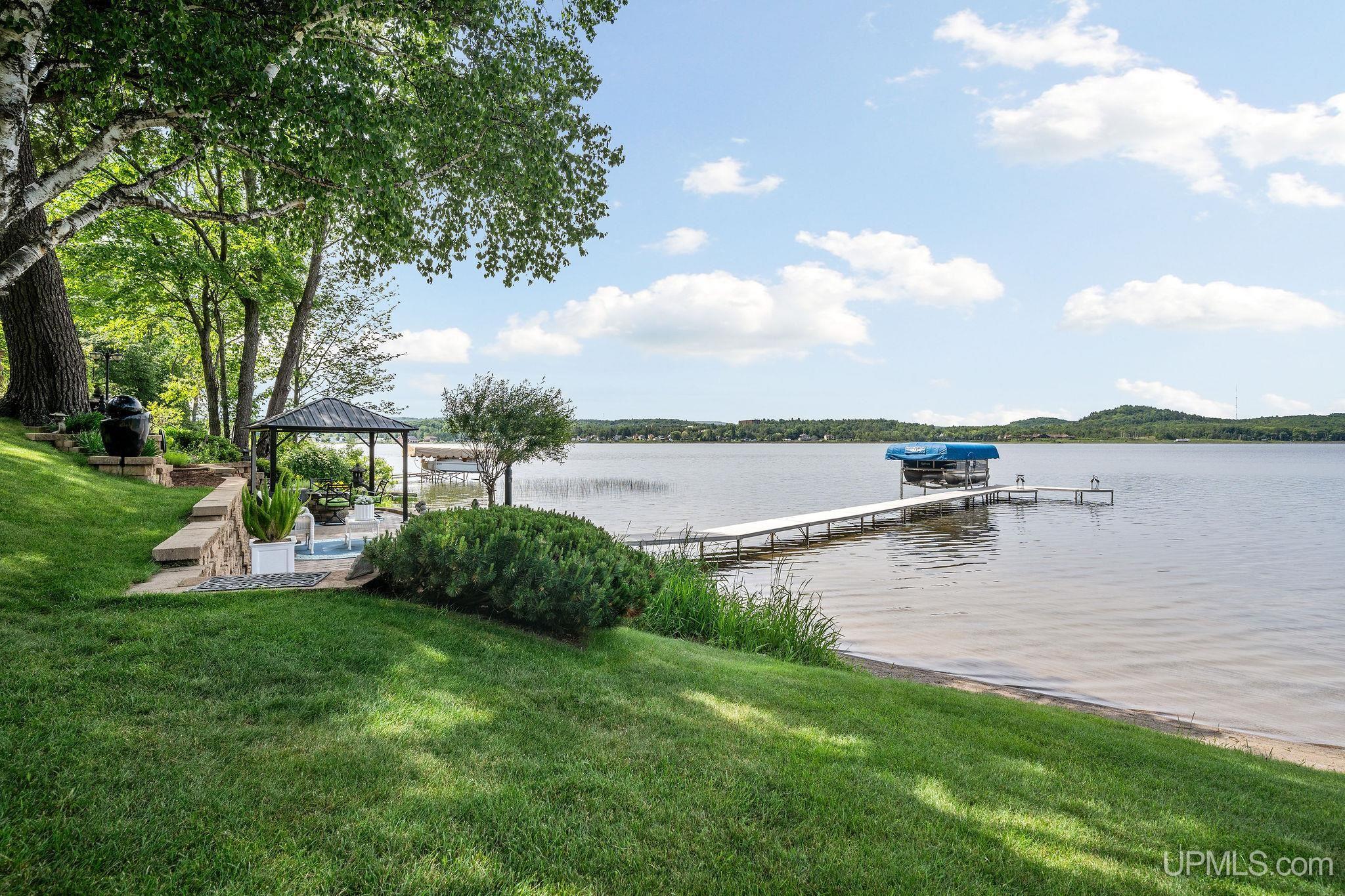 main property photo 65