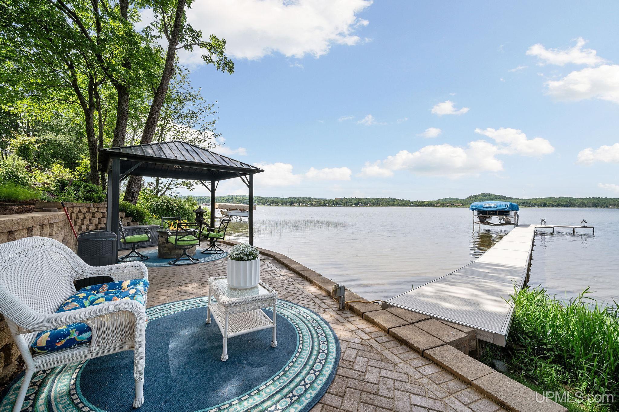 main property photo 67