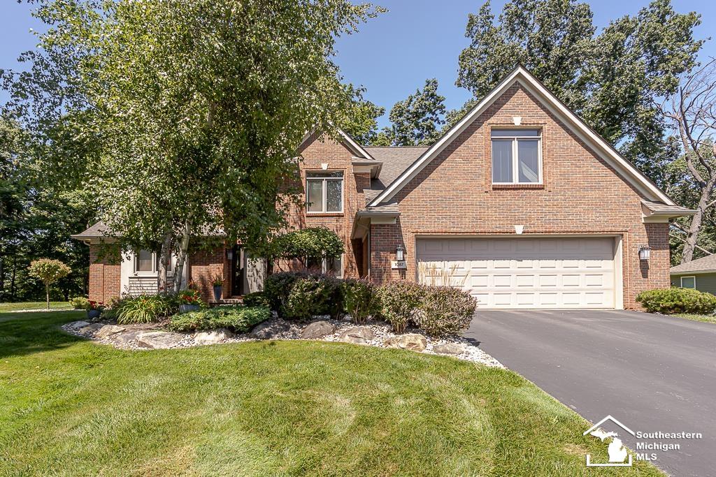 main property photo 13