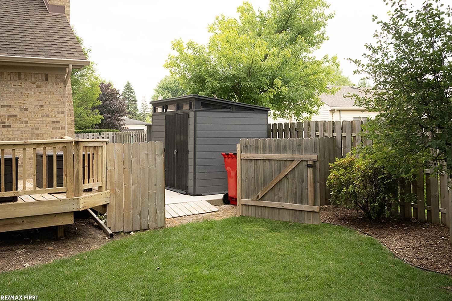 main property photo 8