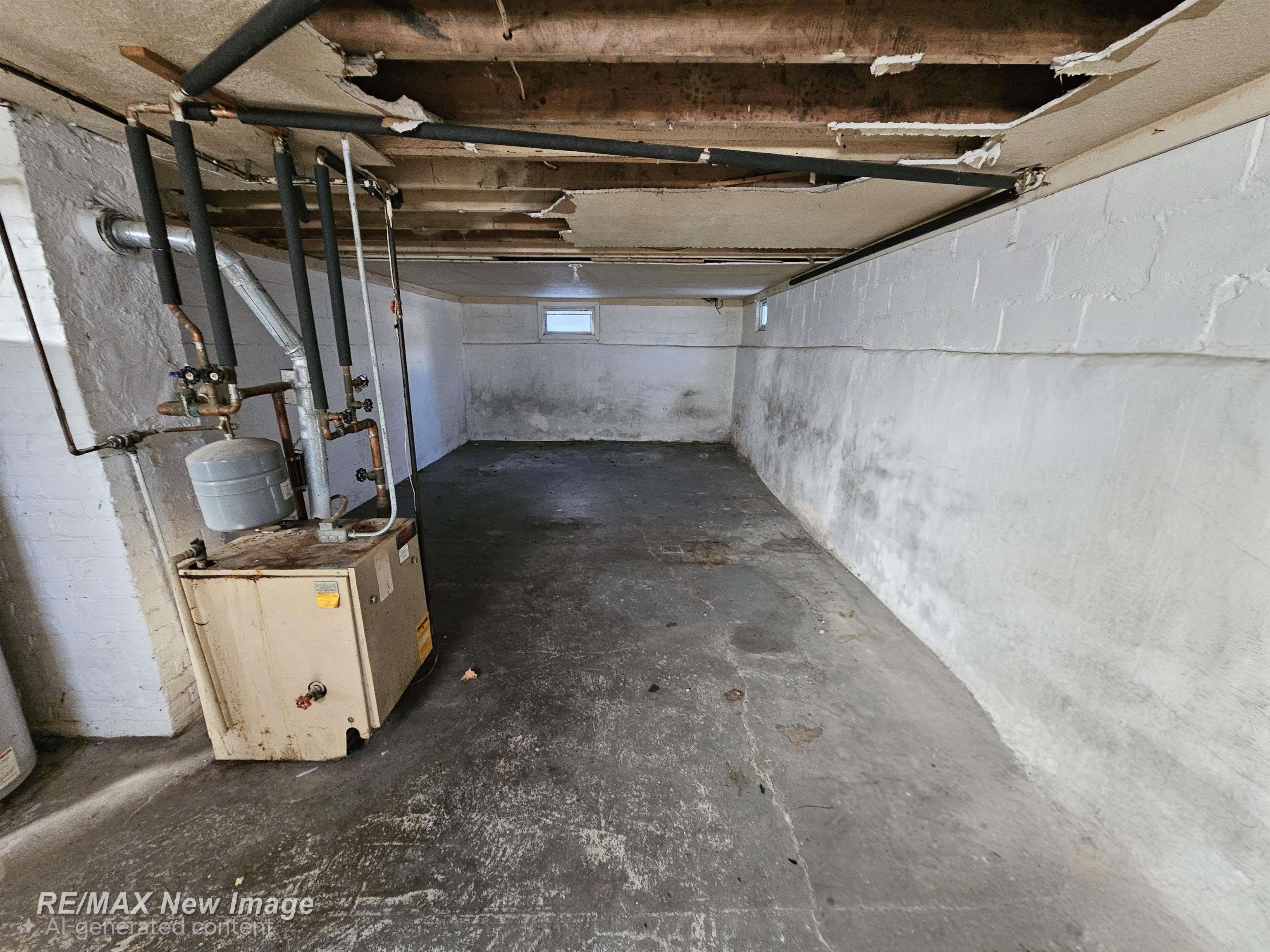 main property photo 35