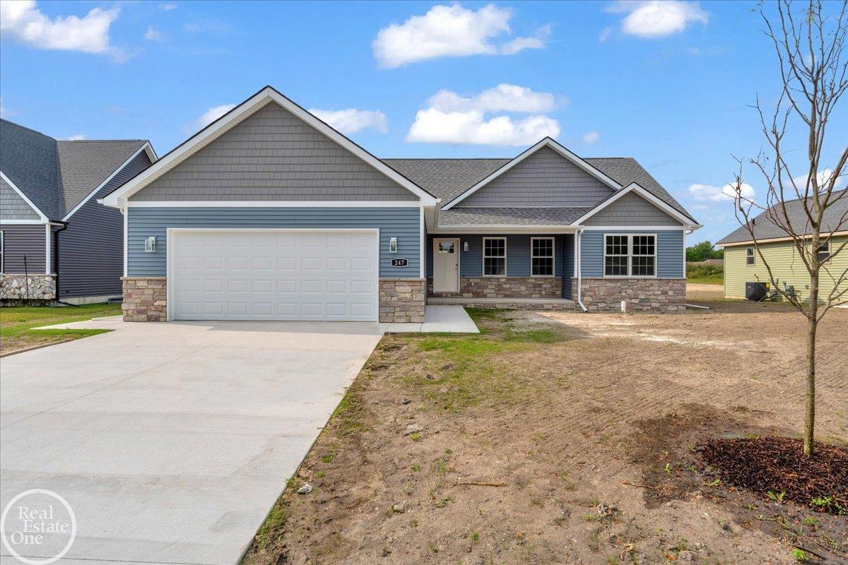 main property photo 0
