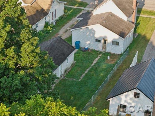 main property photo 9